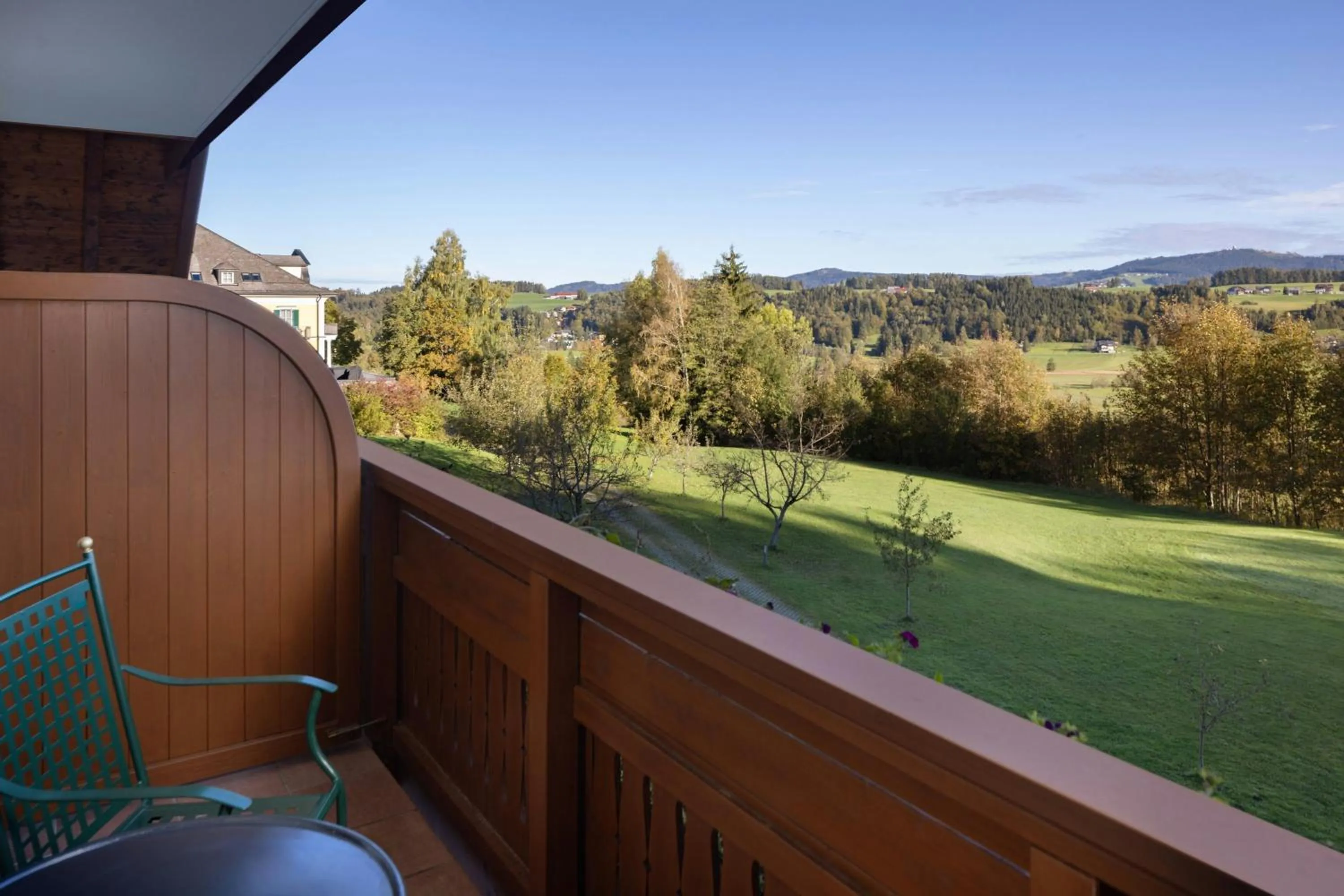 Photo of the whole room in Arabella Jagdhof Resort am Fuschlsee, a Tribute Portfolio Hotel