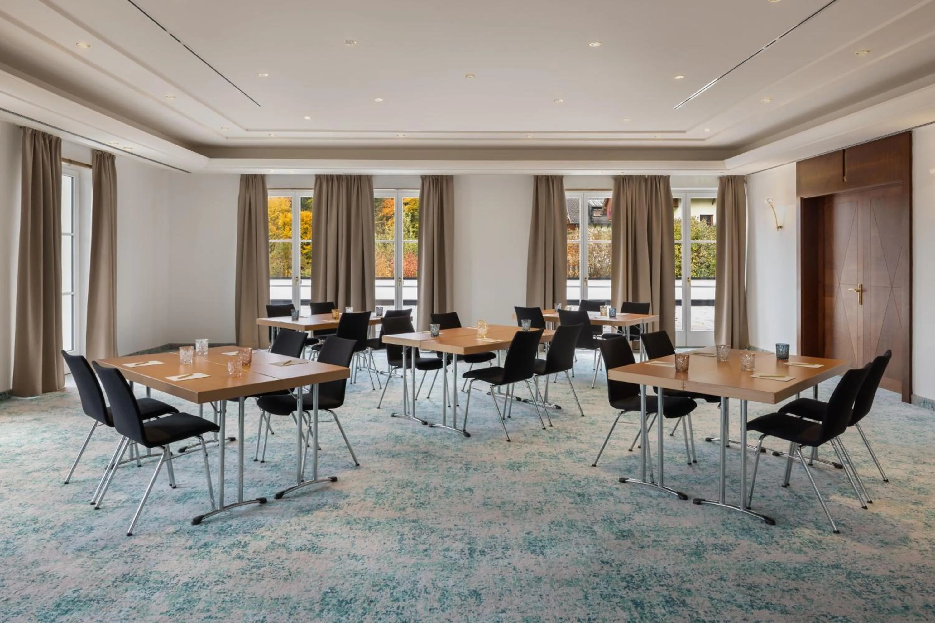 Meeting/conference room in Arabella Jagdhof Resort am Fuschlsee, a Tribute Portfolio Hotel