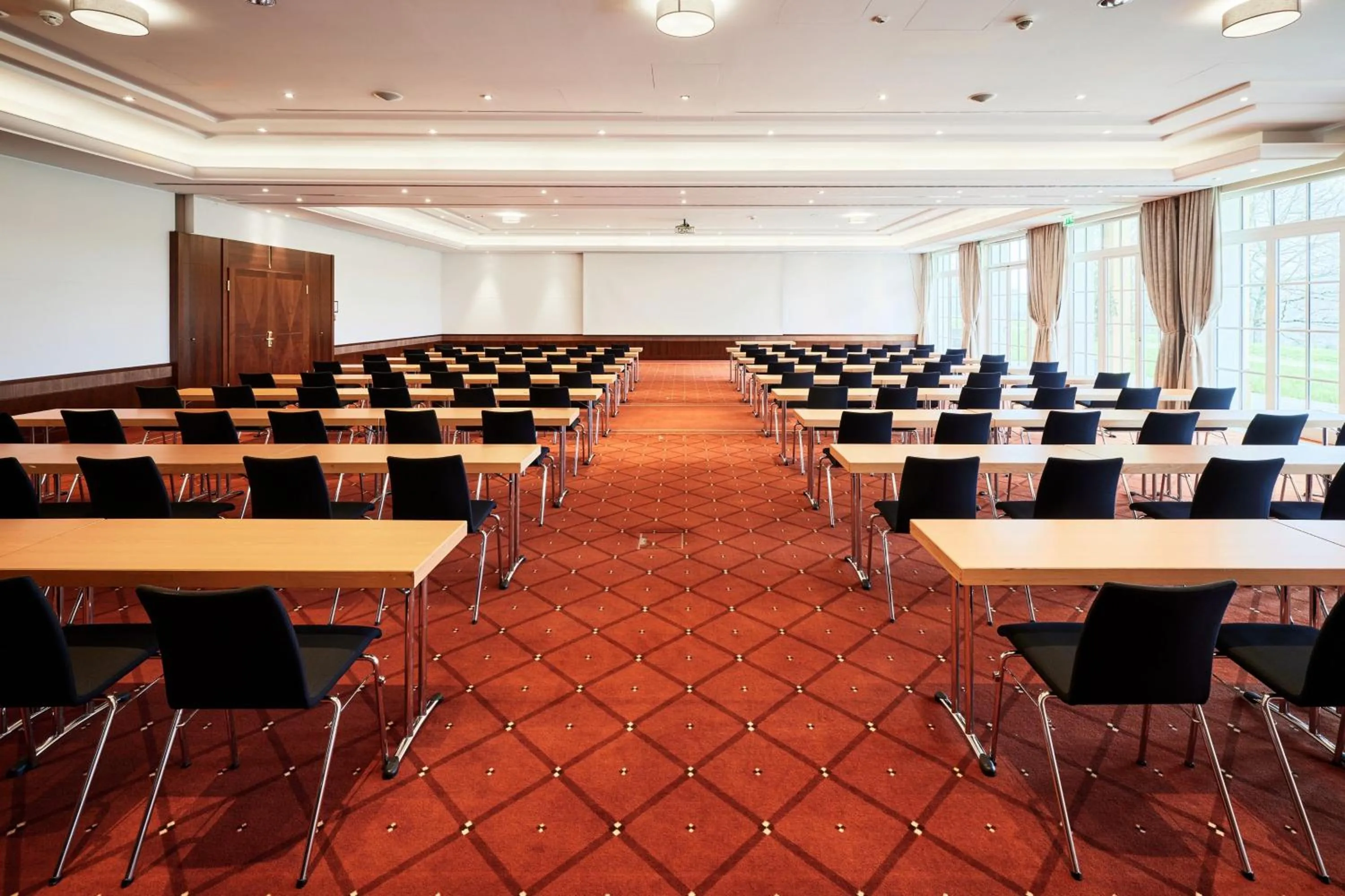 Meeting/conference room in Arabella Jagdhof Resort am Fuschlsee, a Tribute Portfolio Hotel