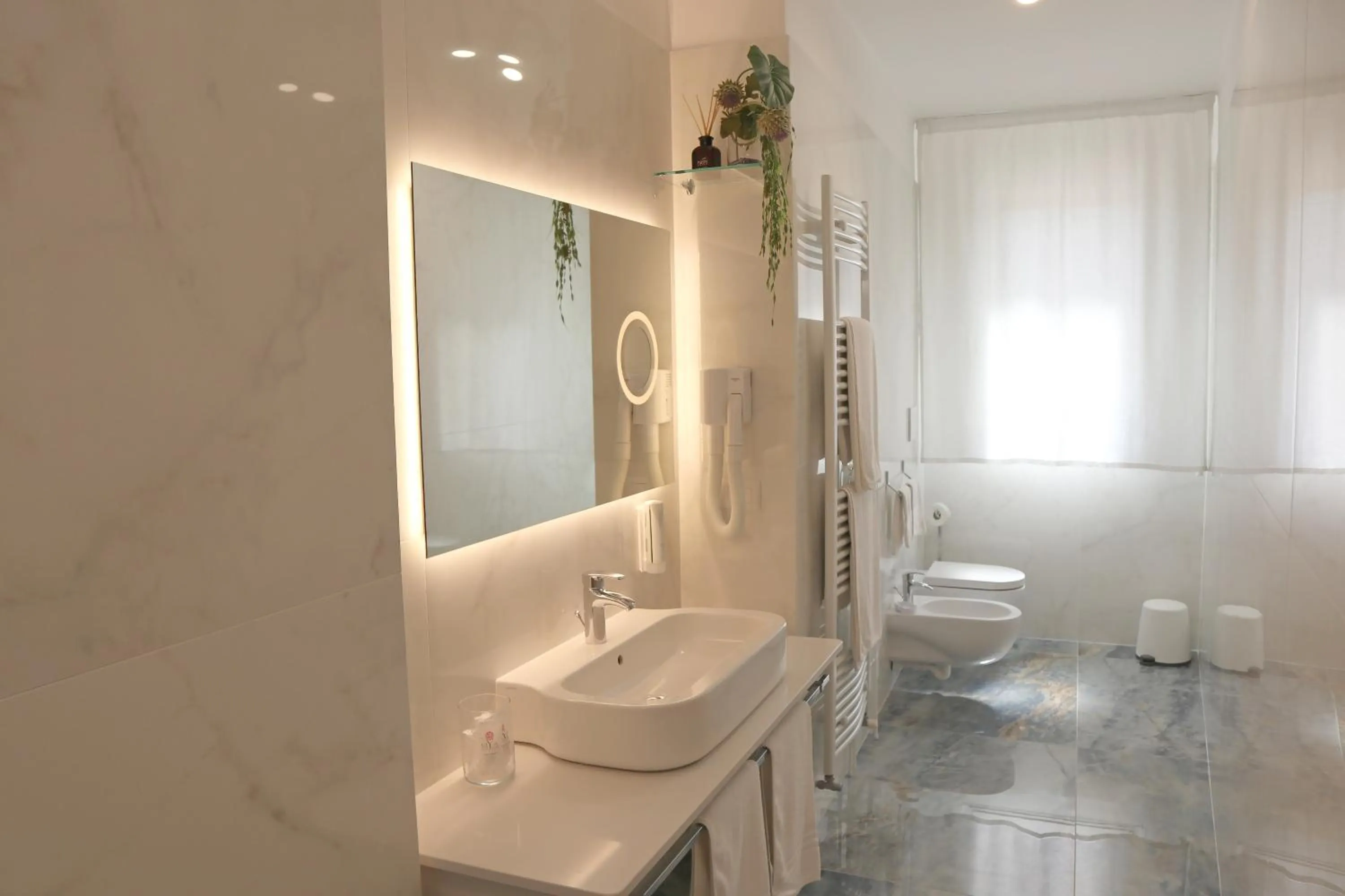 Toilet in Adagio Salentino