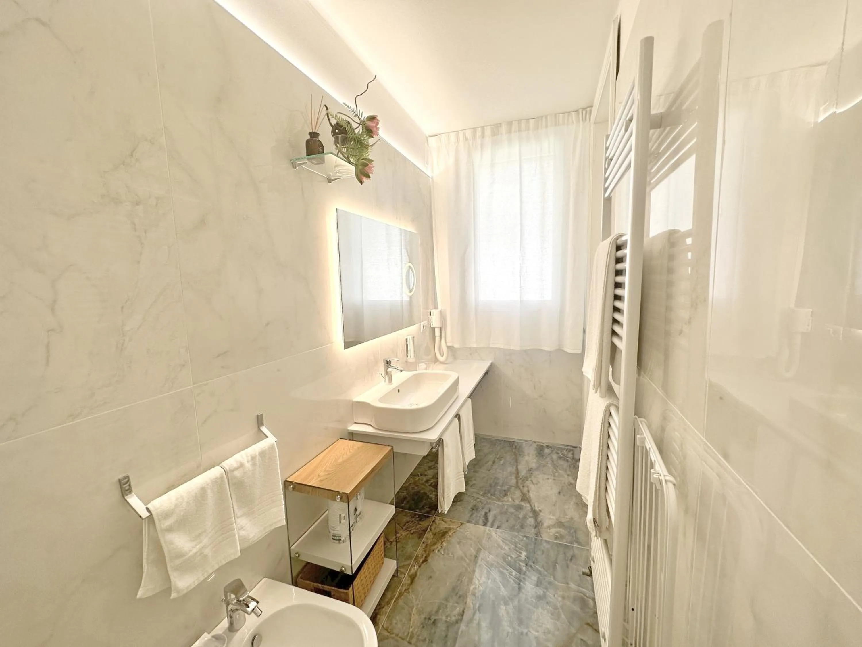 Shower in Adagio Salentino