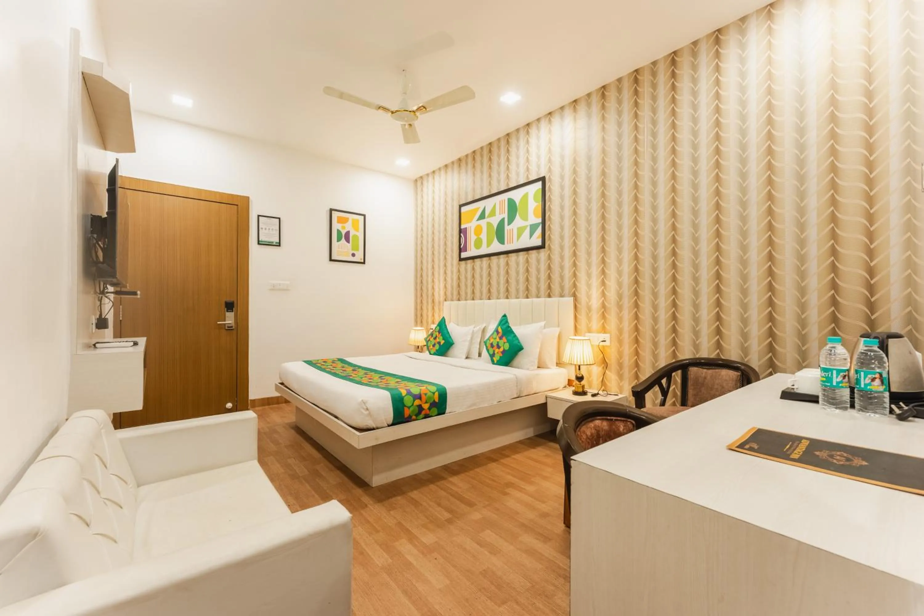 Deluxe Family Room - single occupancy in Treebo Advantage Inn