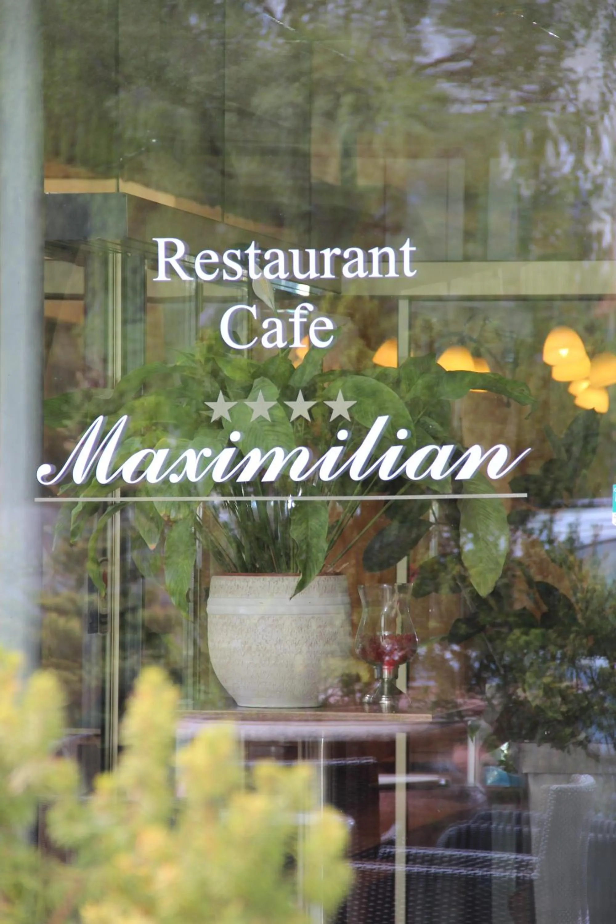 Restaurant/places to eat in Hotel Tyrolis