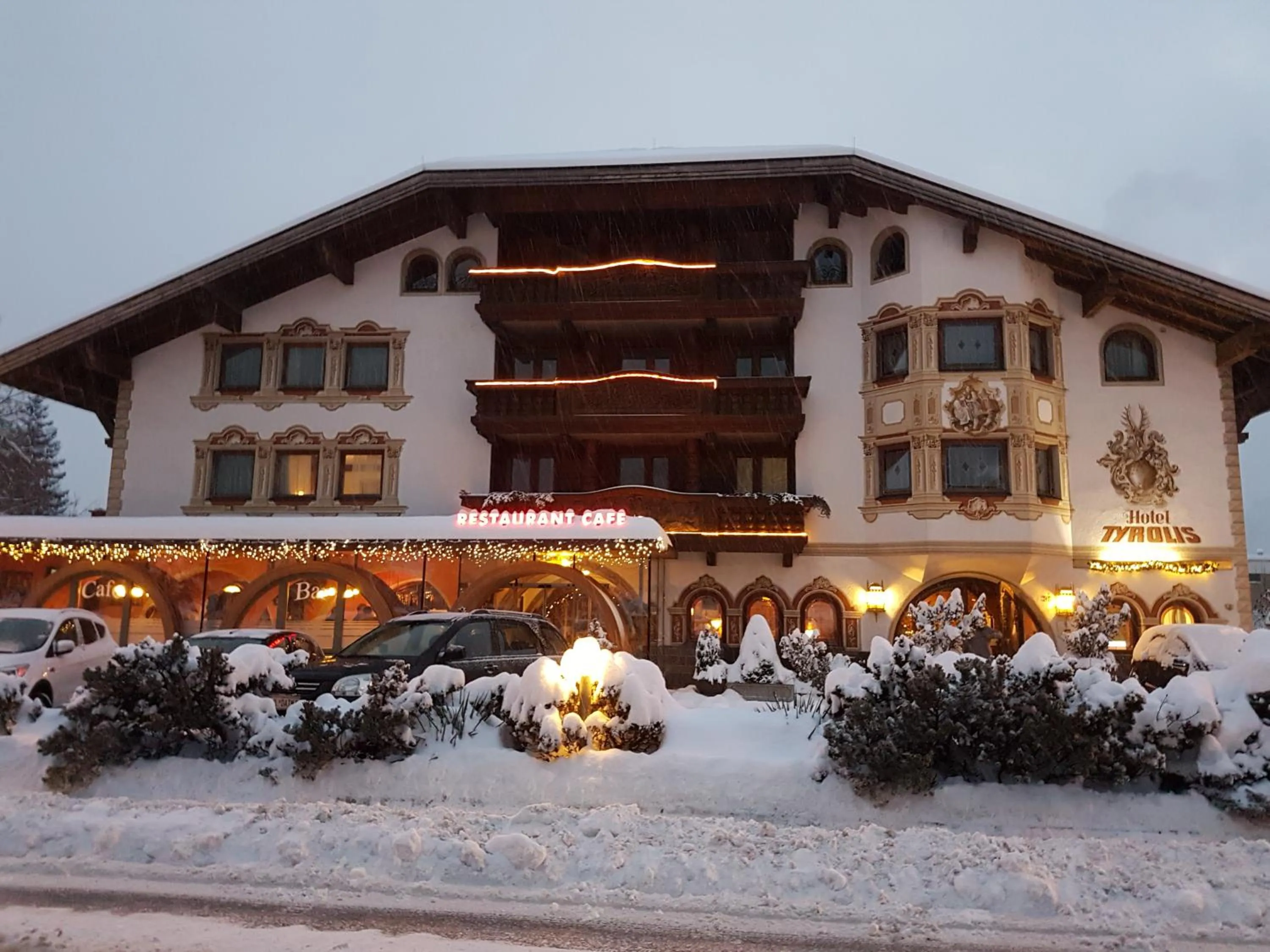 Property building in Hotel Tyrolis