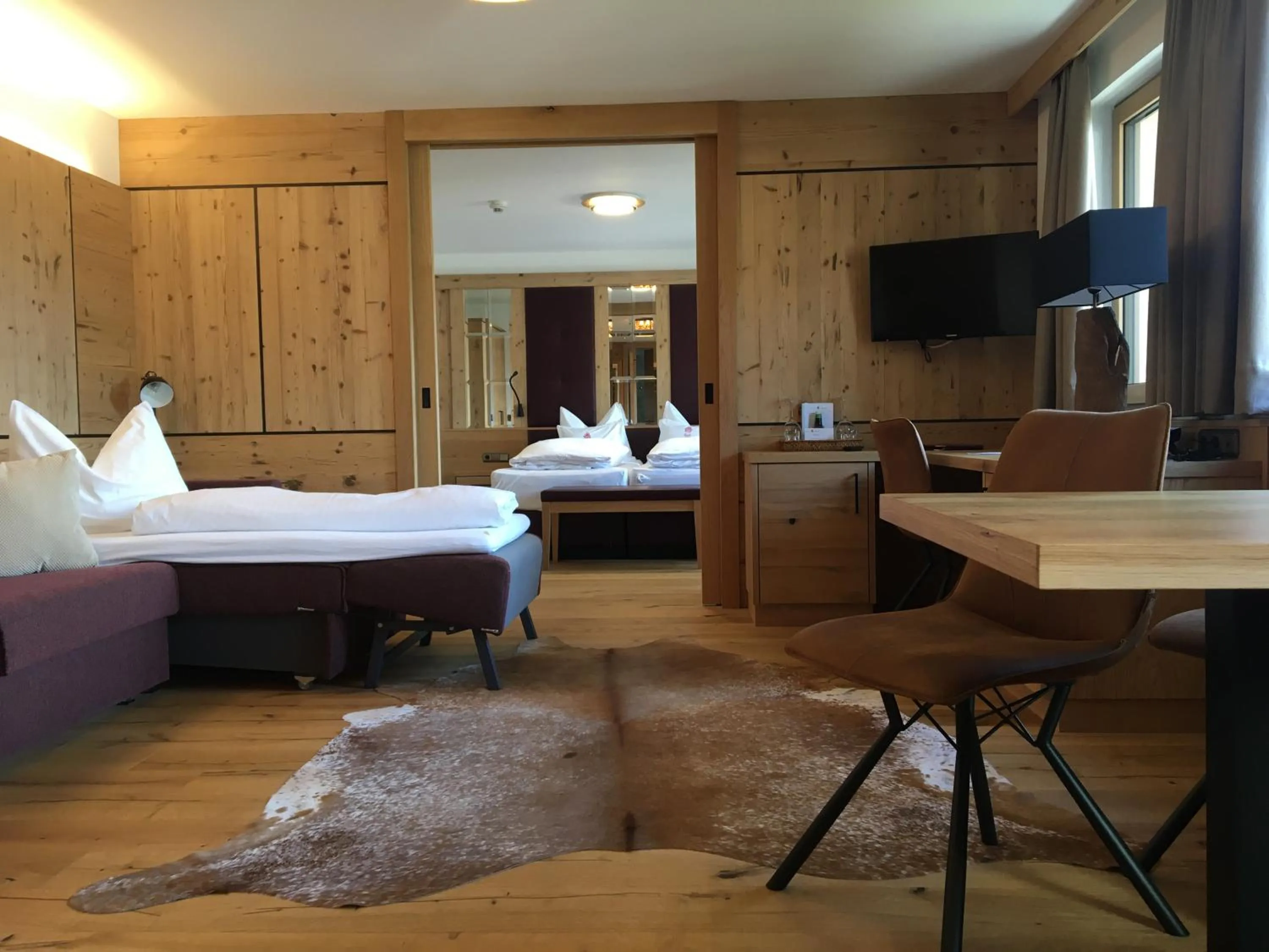 Bed in Hotel Tyrolis