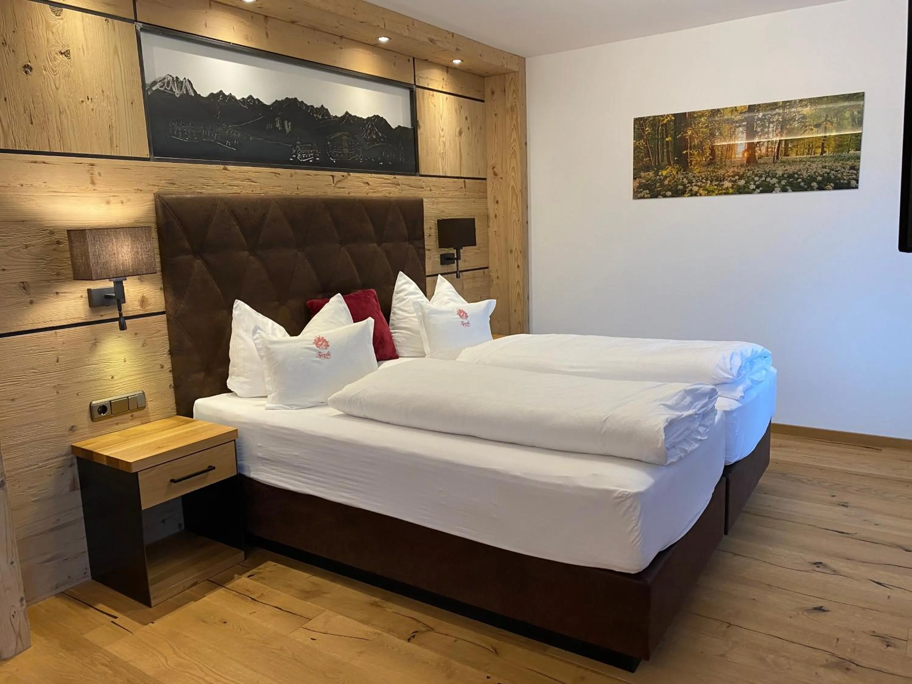 Bedroom, Bed in Hotel Tyrolis