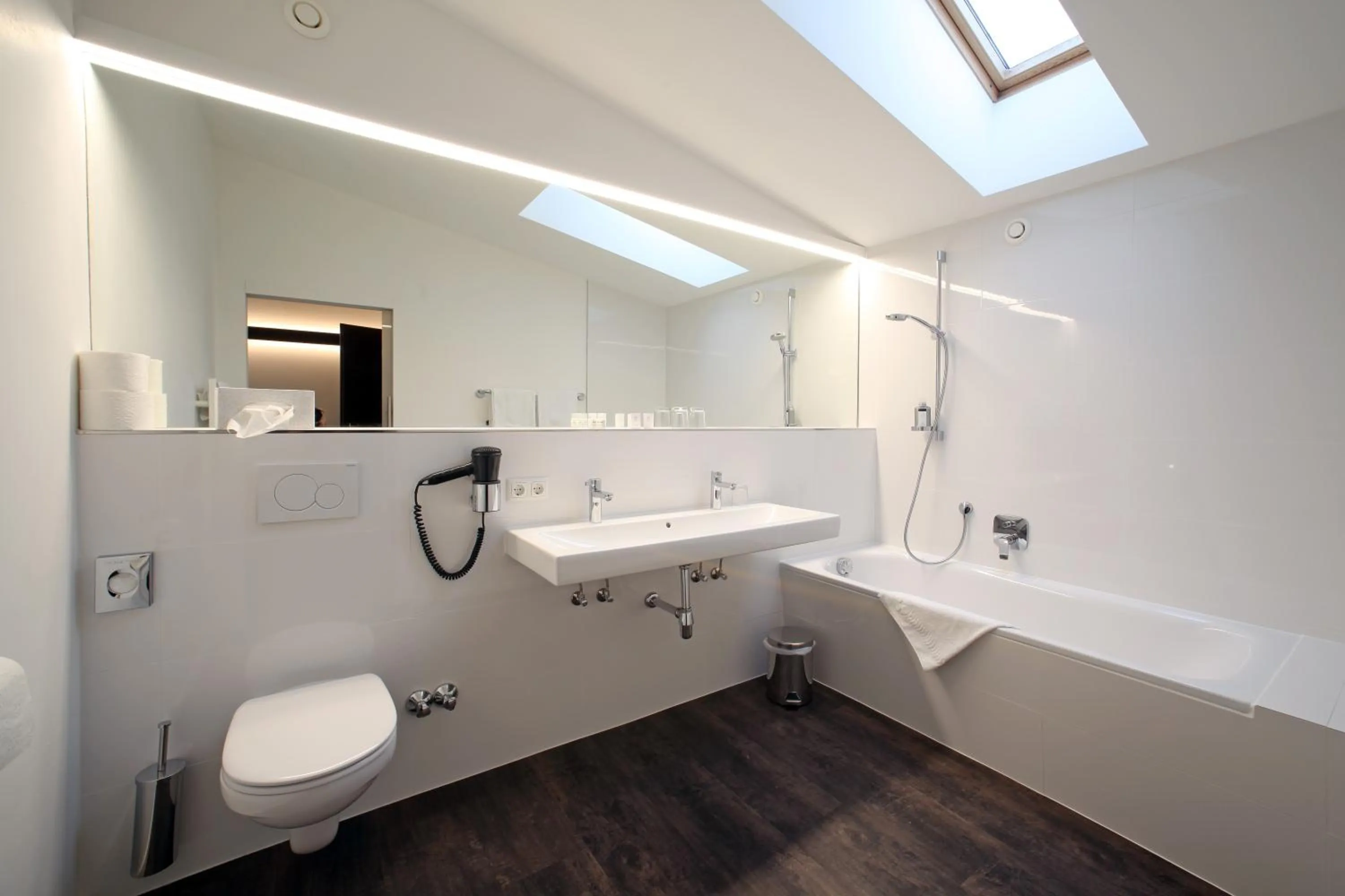 Bathroom in Hotel & Appartements Oberhofer