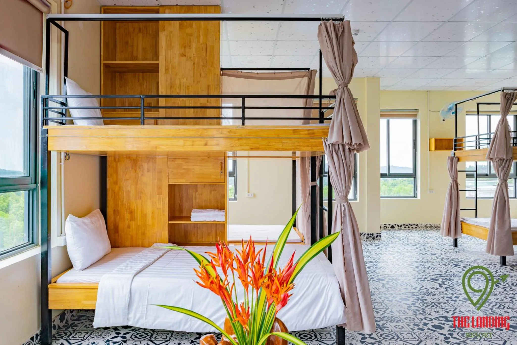 Bedroom, Bed in The Landing Resort