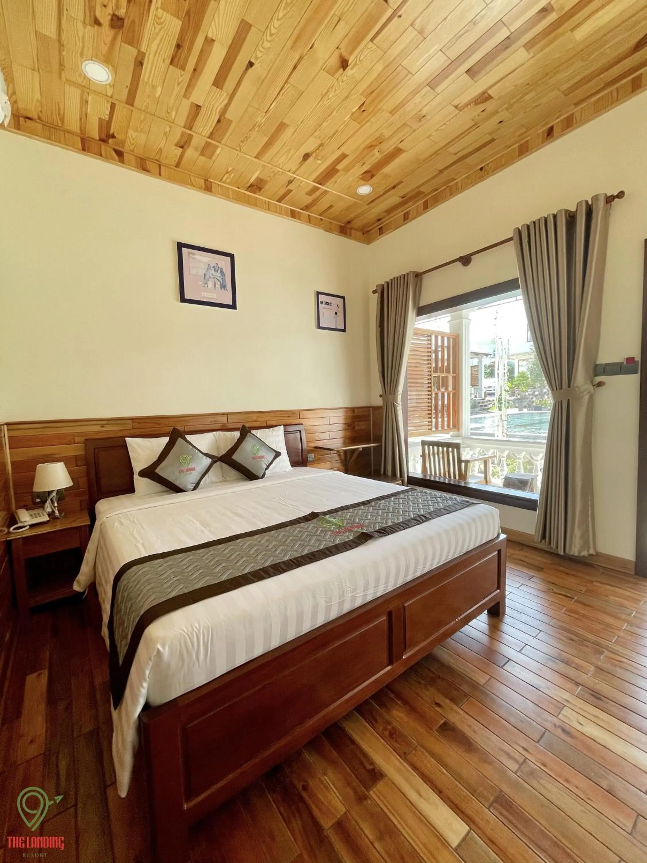 Bed in The Landing Resort