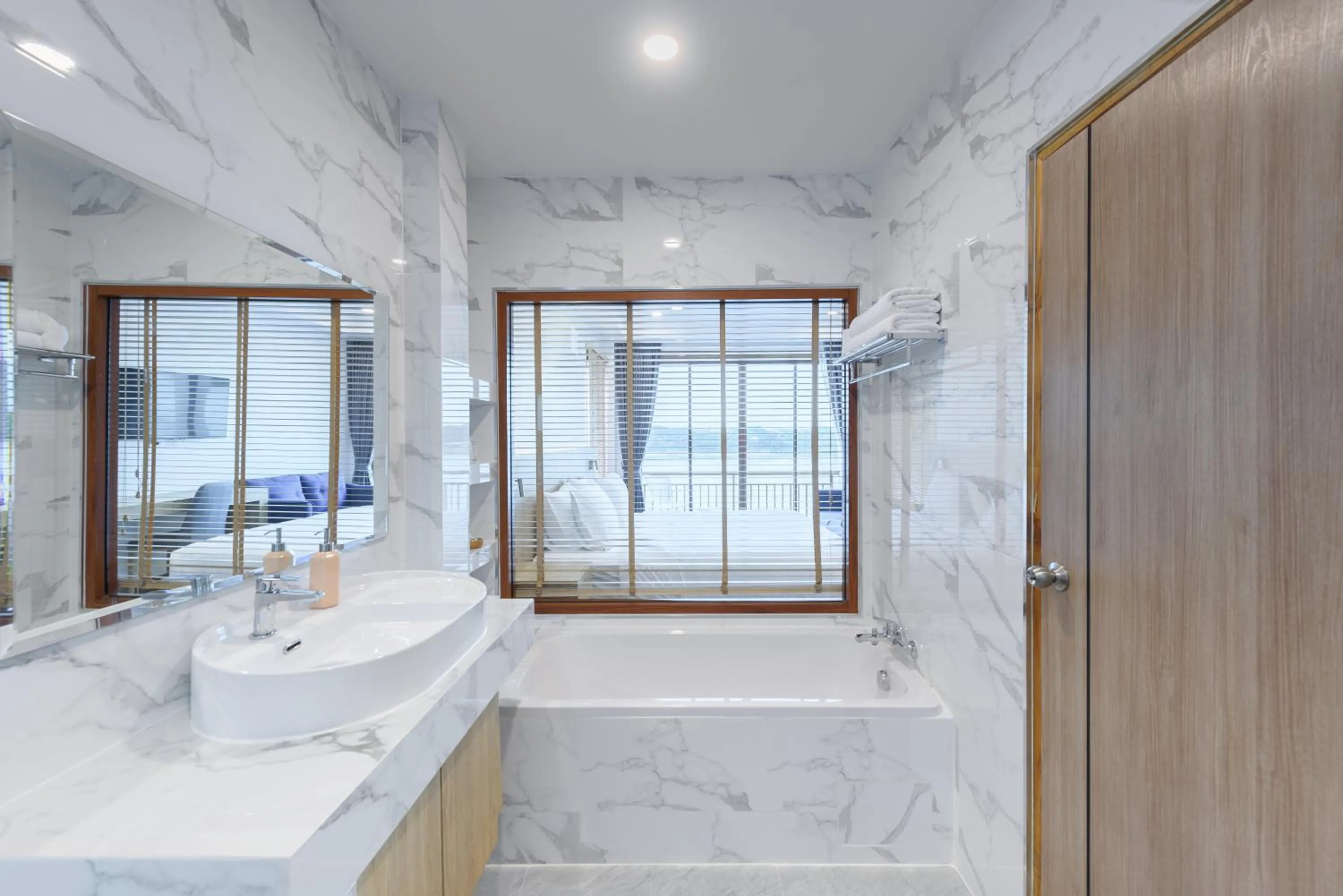 Bathroom in Chiangkhan River Walk Hotel