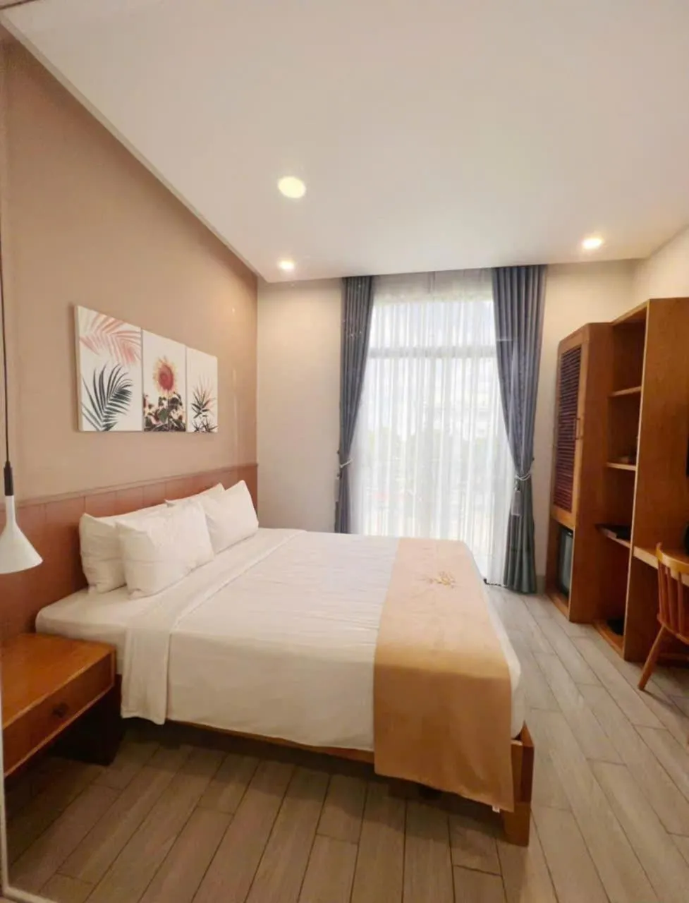 Bed in La Casa Tuy Hòa