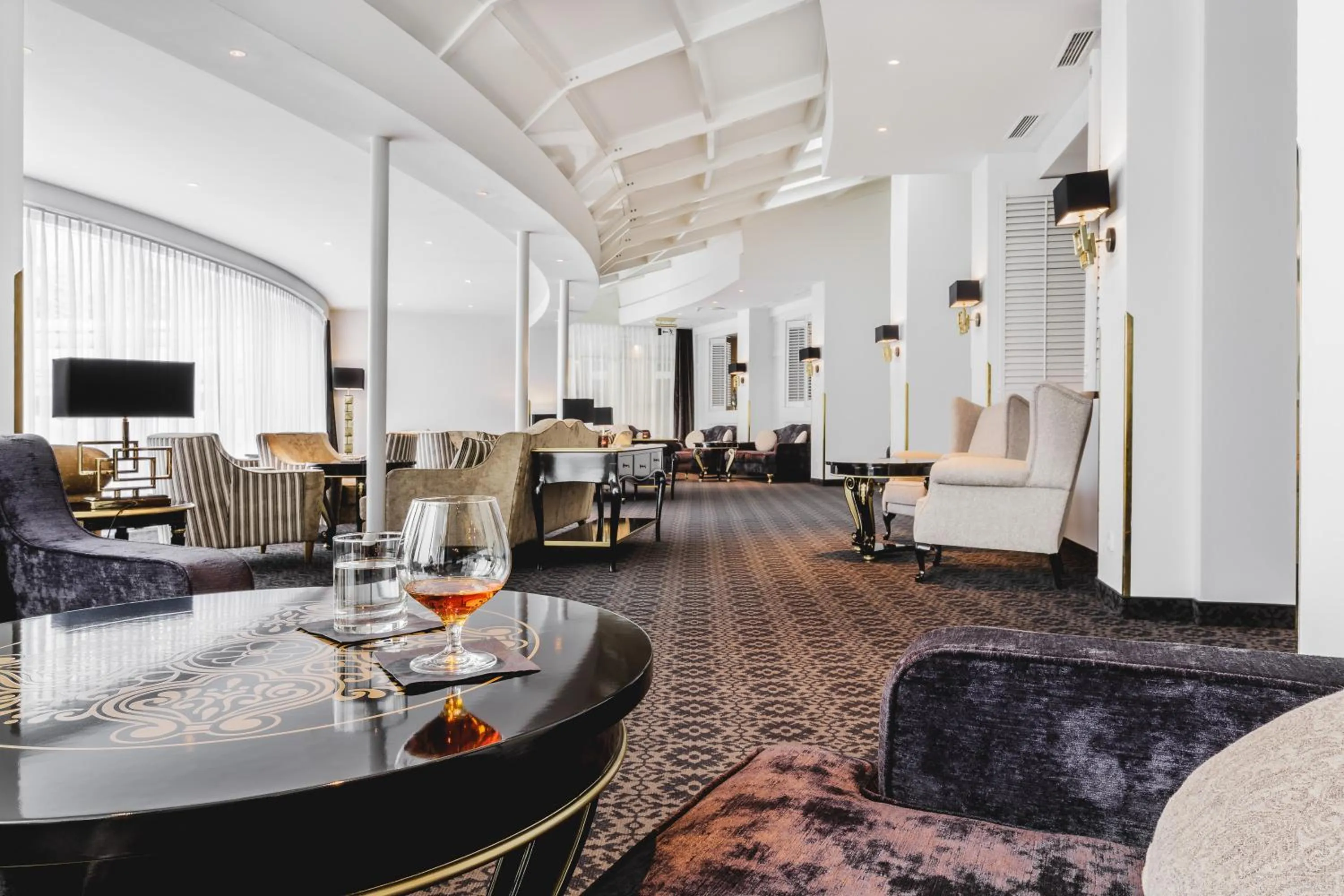 Lounge or bar in Krumers Alpin – Your Mountain Oasis