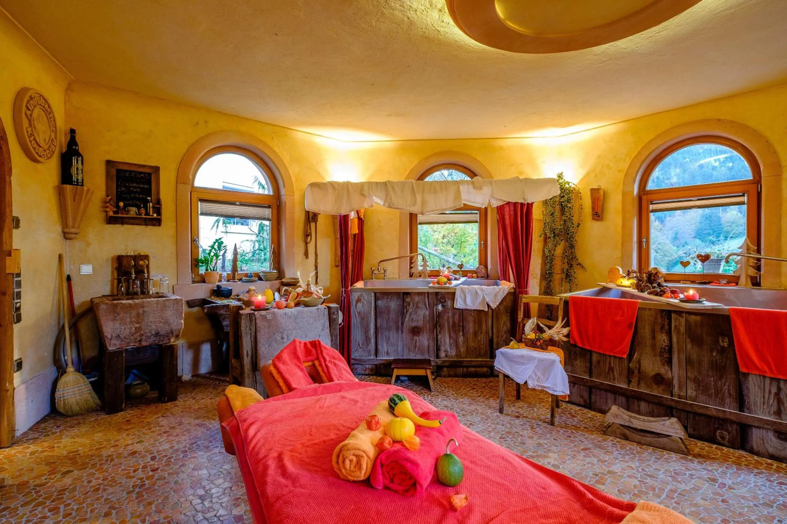 Spa and wellness centre/facilities, Bed in Wellnesshotel Tanne