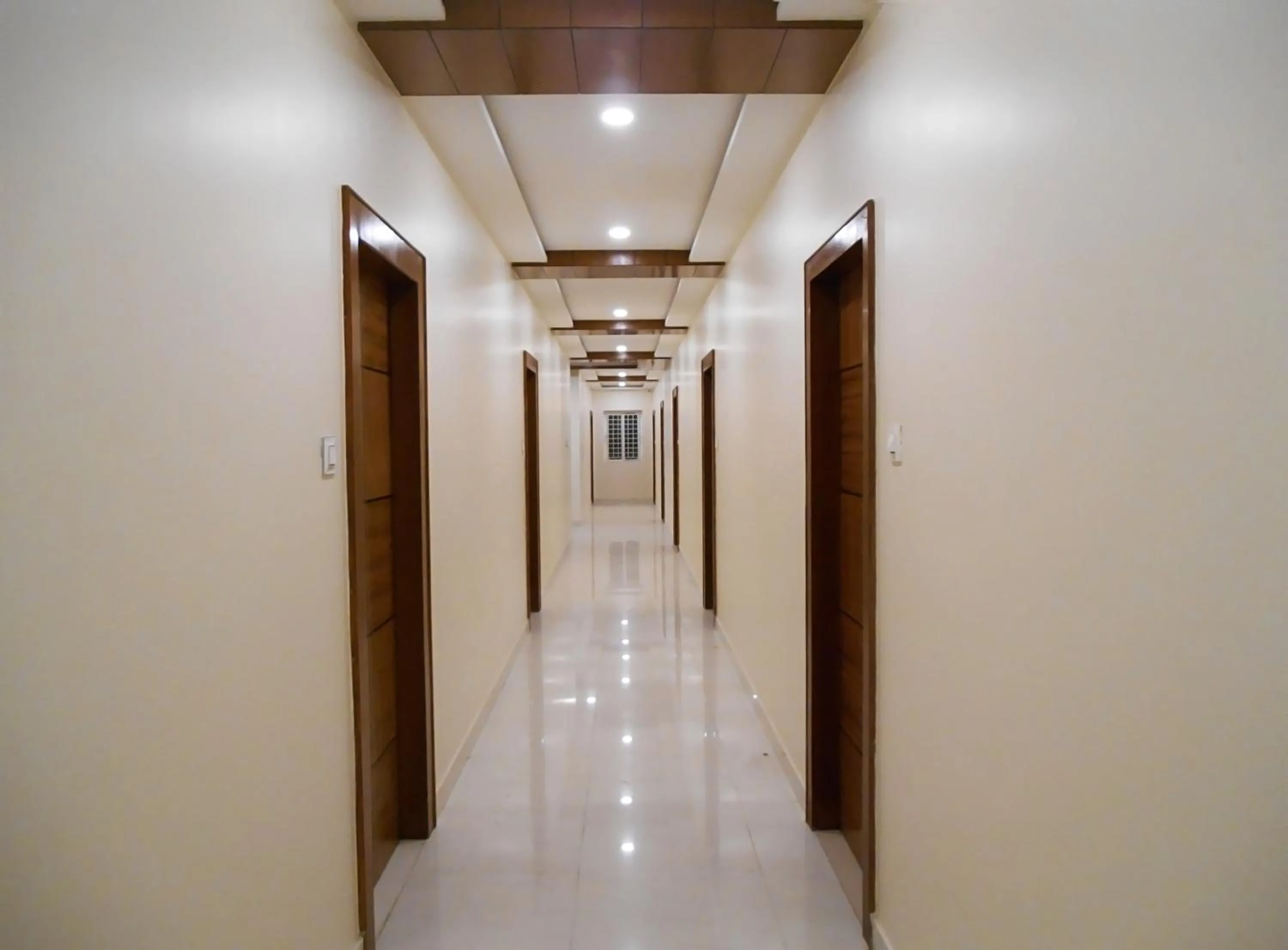 Property building in THE GRAND CORAL