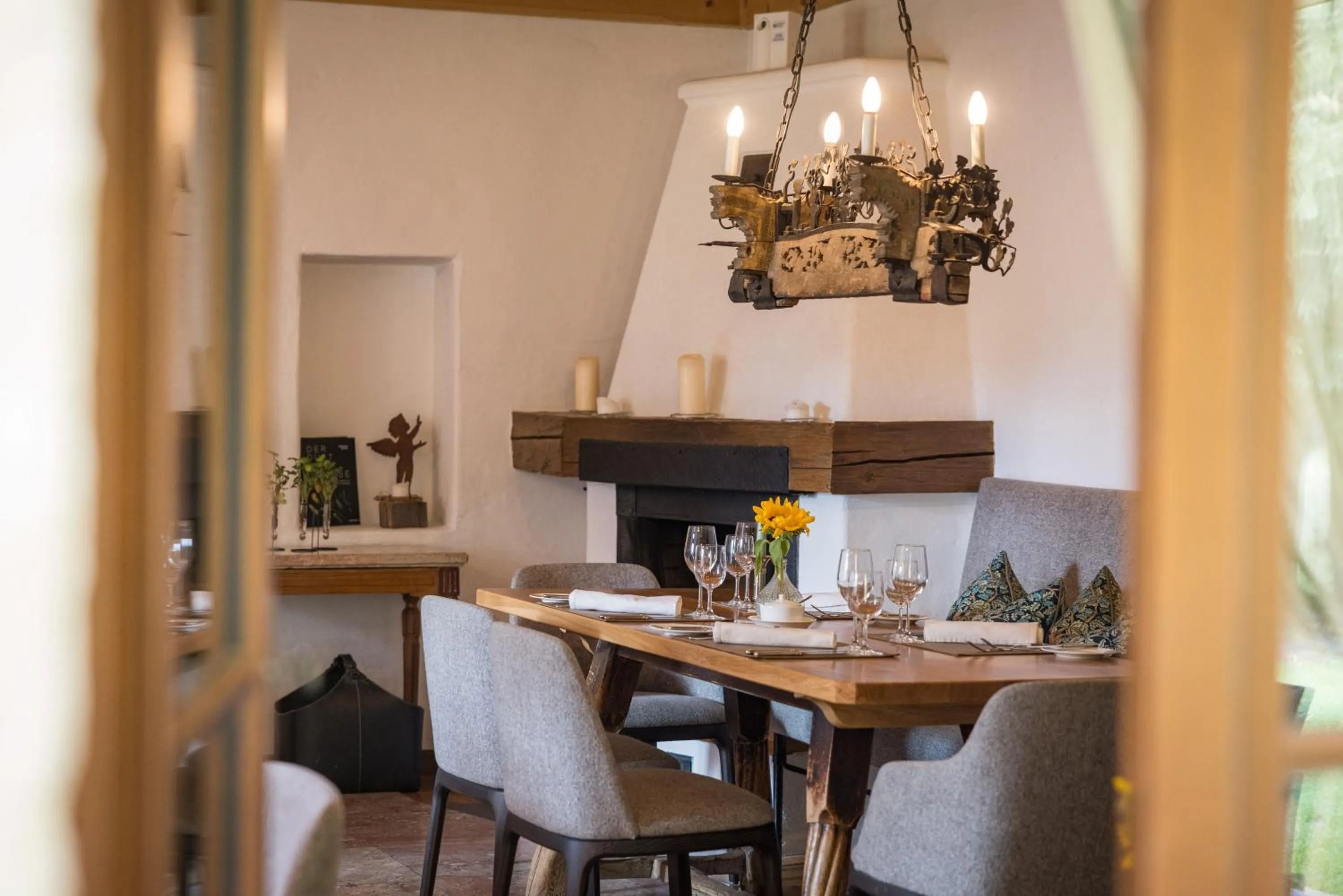 Schloss Prielau Hotel & Restaurants