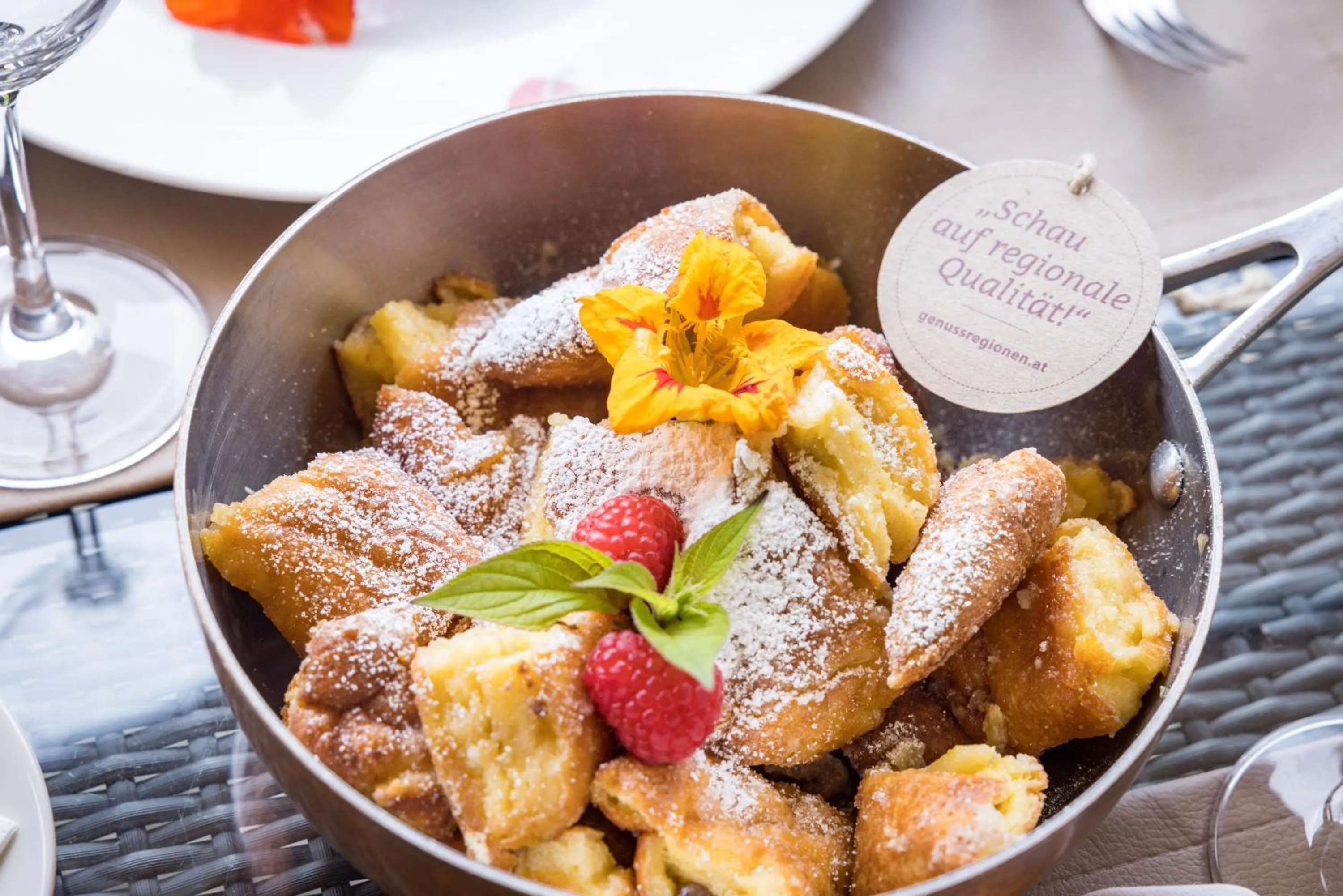 Schloss Prielau Hotel & Restaurants