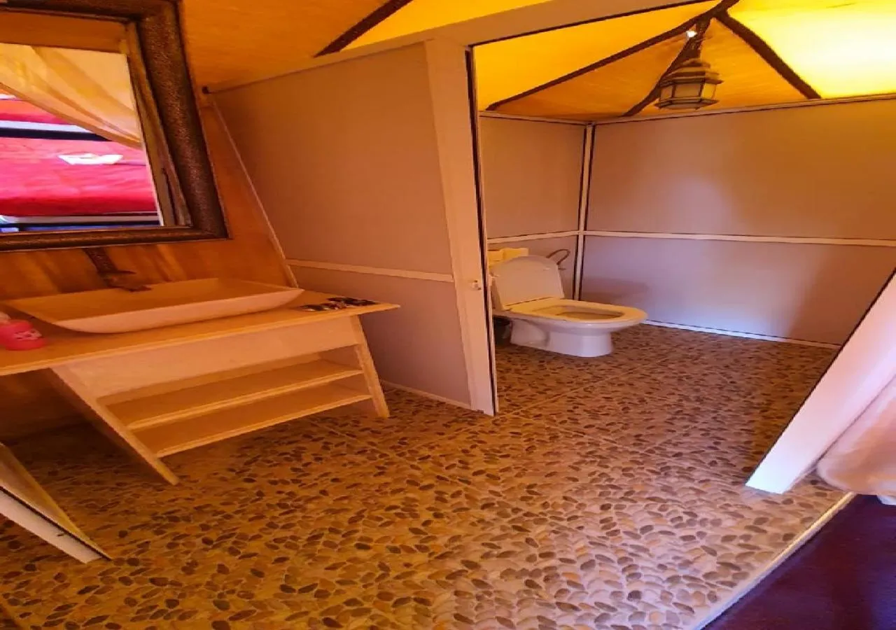 Toilet in Desert Romantic Camp