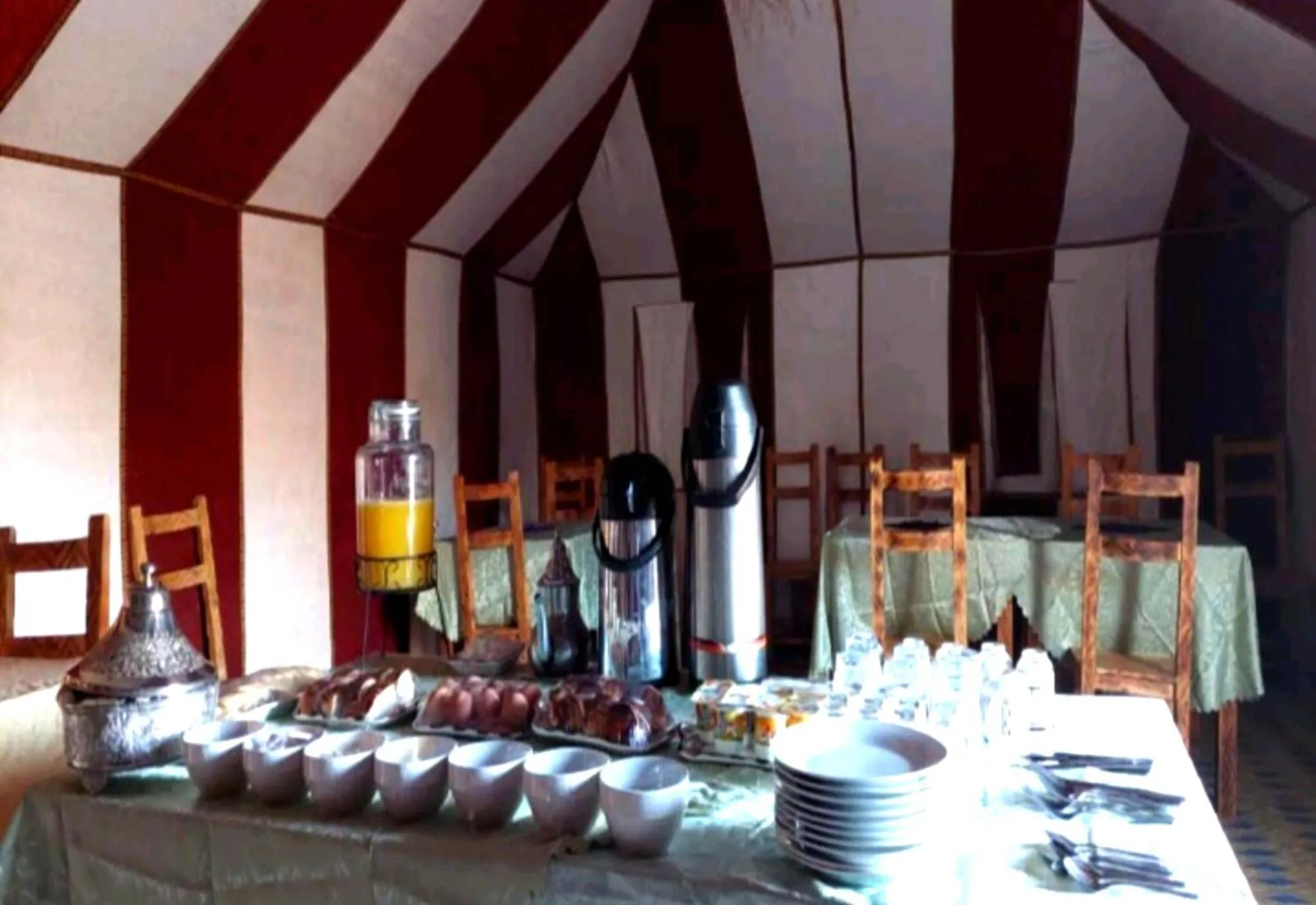 Restaurant/places to eat in Desert Romantic Camp