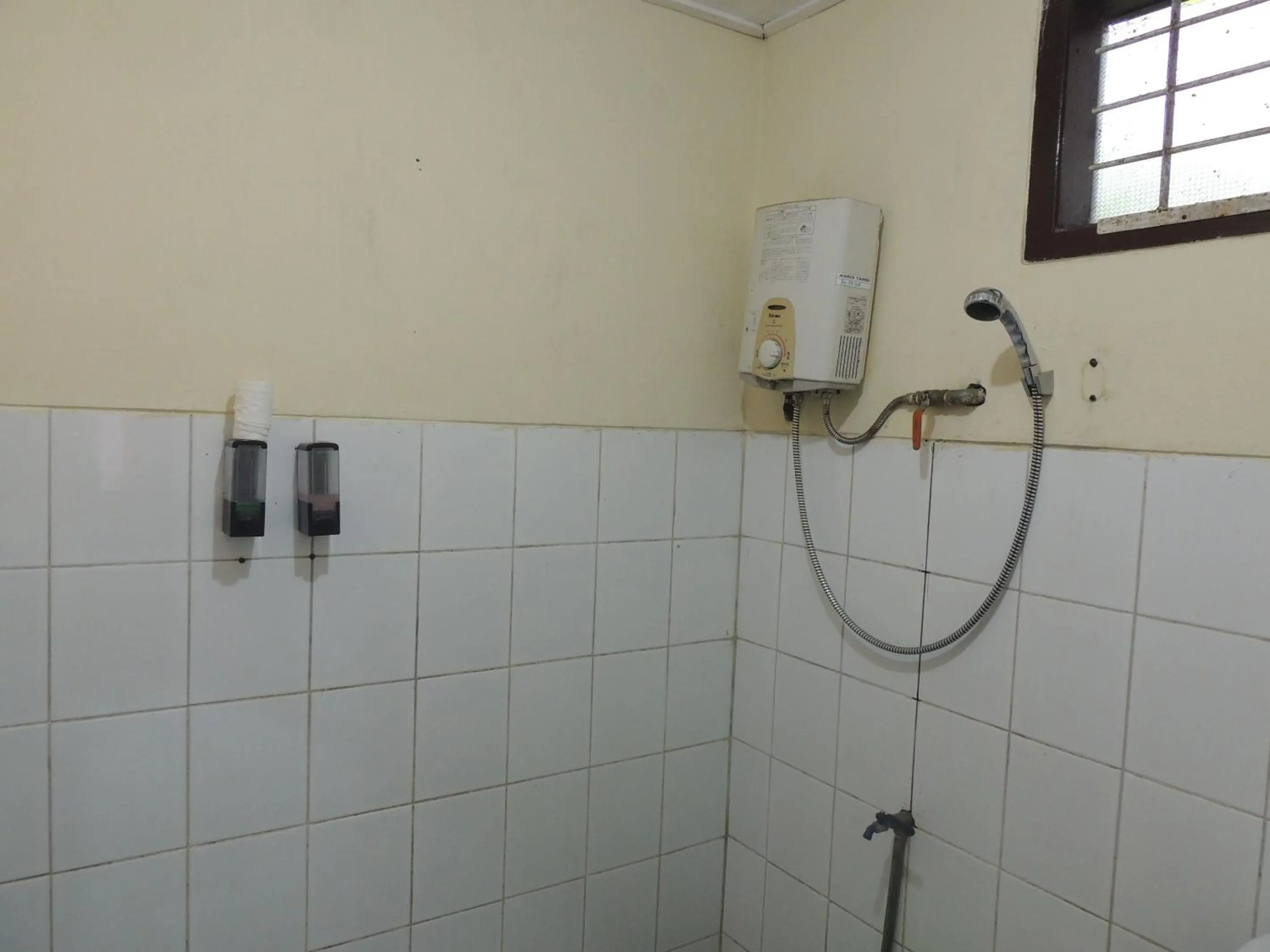 Bathroom in Resort Agrowisata Perkebunan Tambi