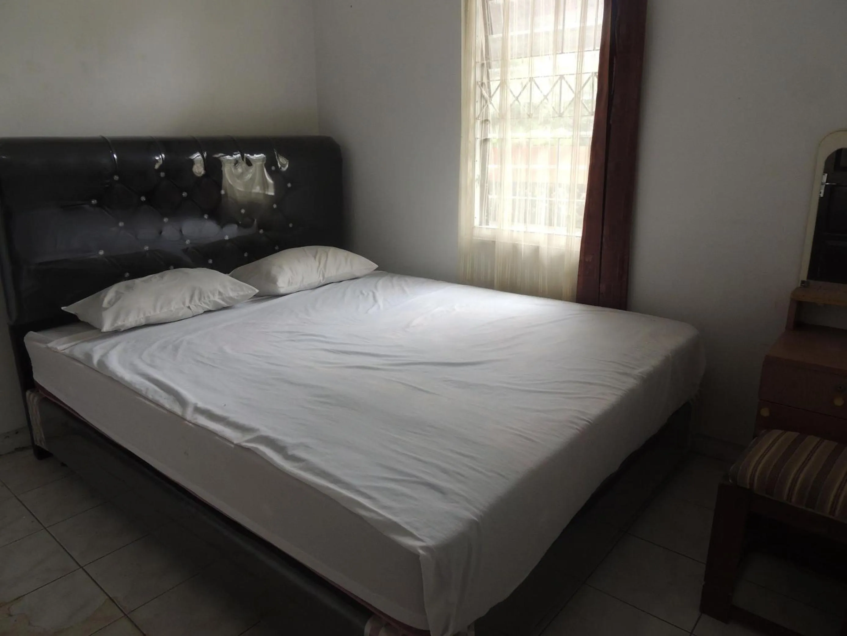 Photo of the whole room in Resort Agrowisata Perkebunan Tambi