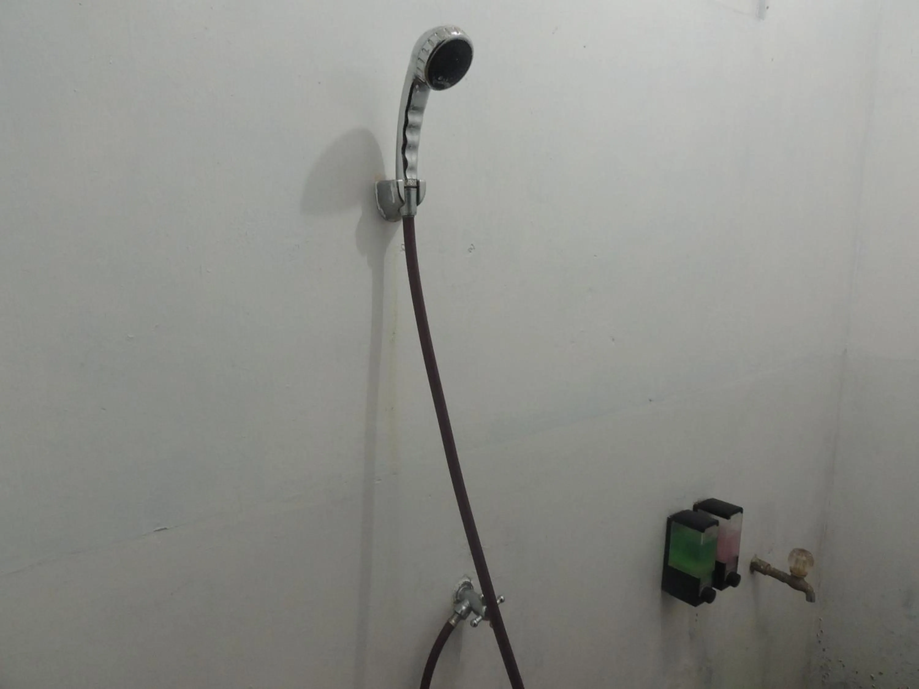 Bathroom in Resort Agrowisata Perkebunan Tambi