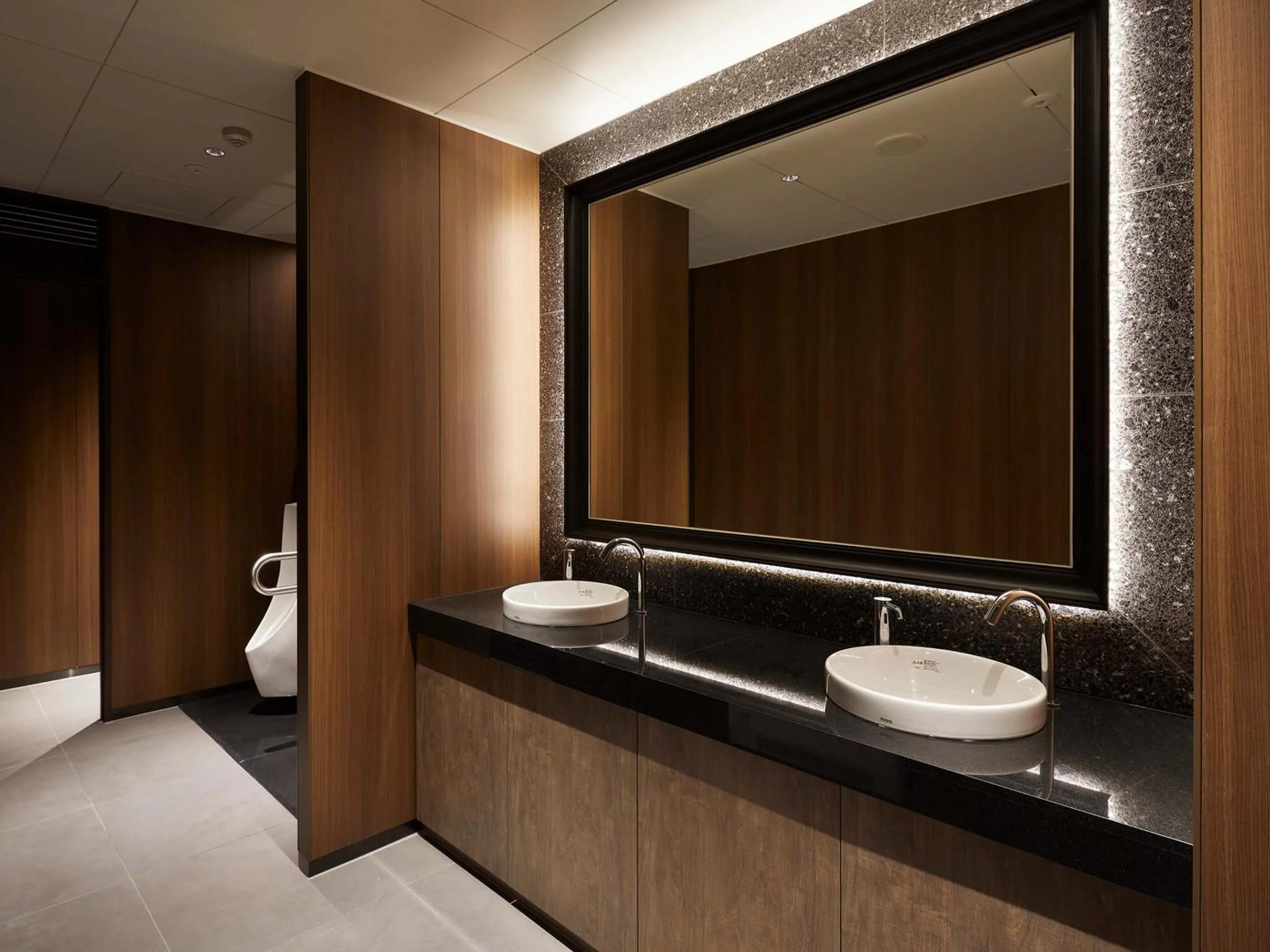 Area and facilities in Granbell hotel Tanuki, Sapporo