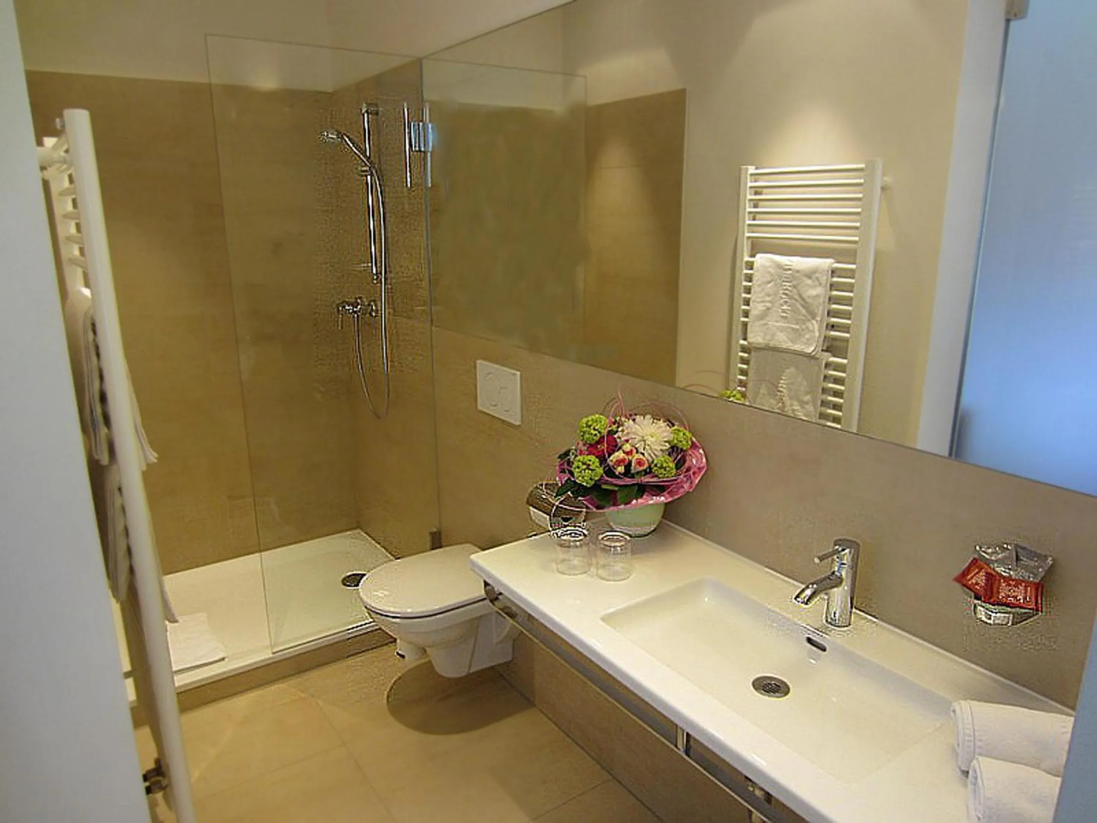 Bathroom in Hotel Plainbrücke | self check-in