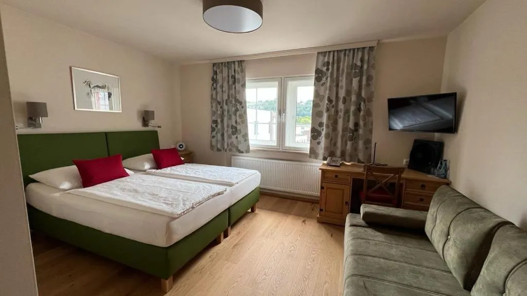 Bed in Hotel Schlair