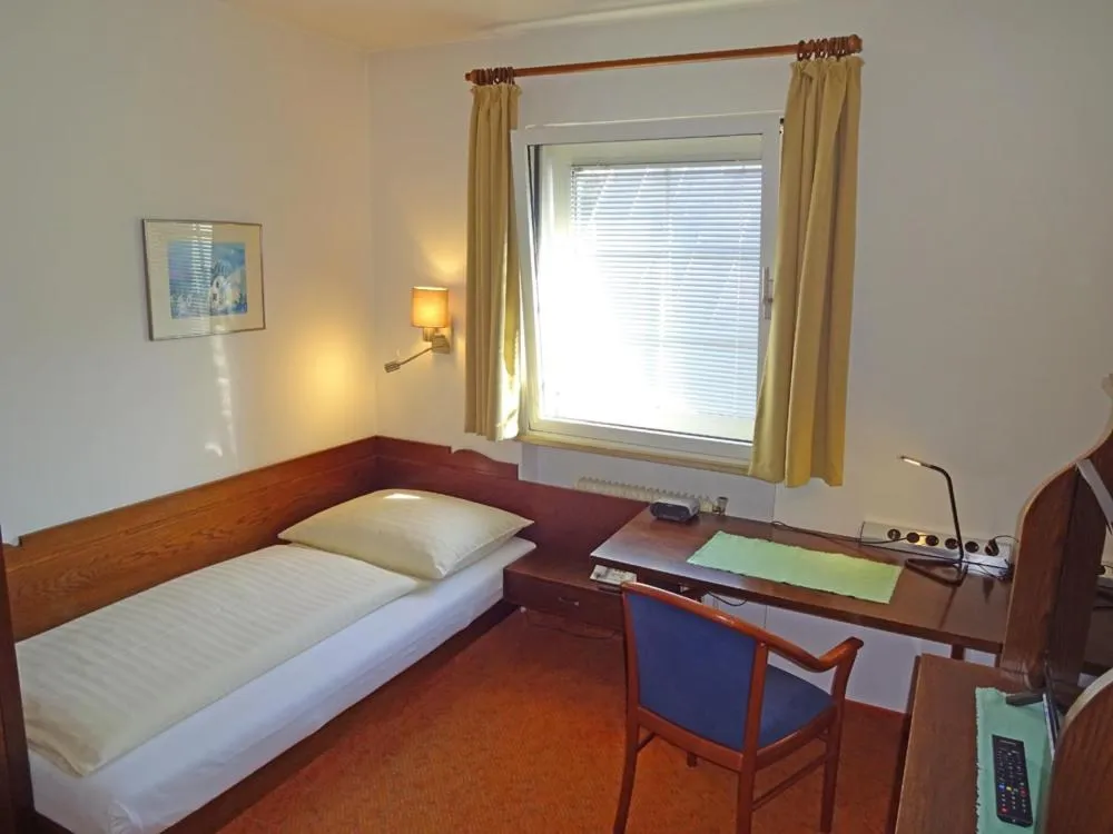 Photo of the whole room, Bed in Hotel Schlair