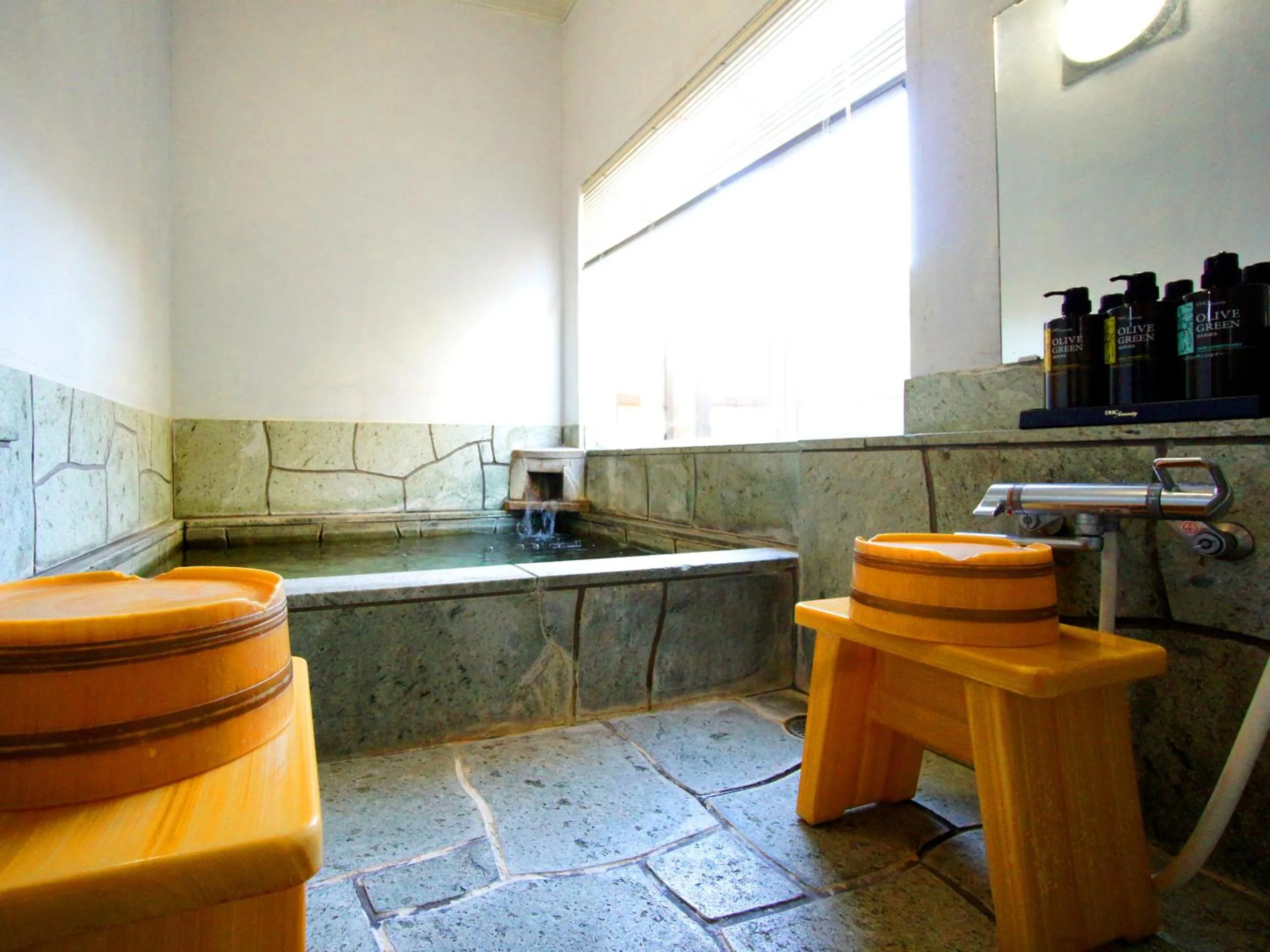 Hot Spring Bath in We Home Villa ～城ケ崎温泉～