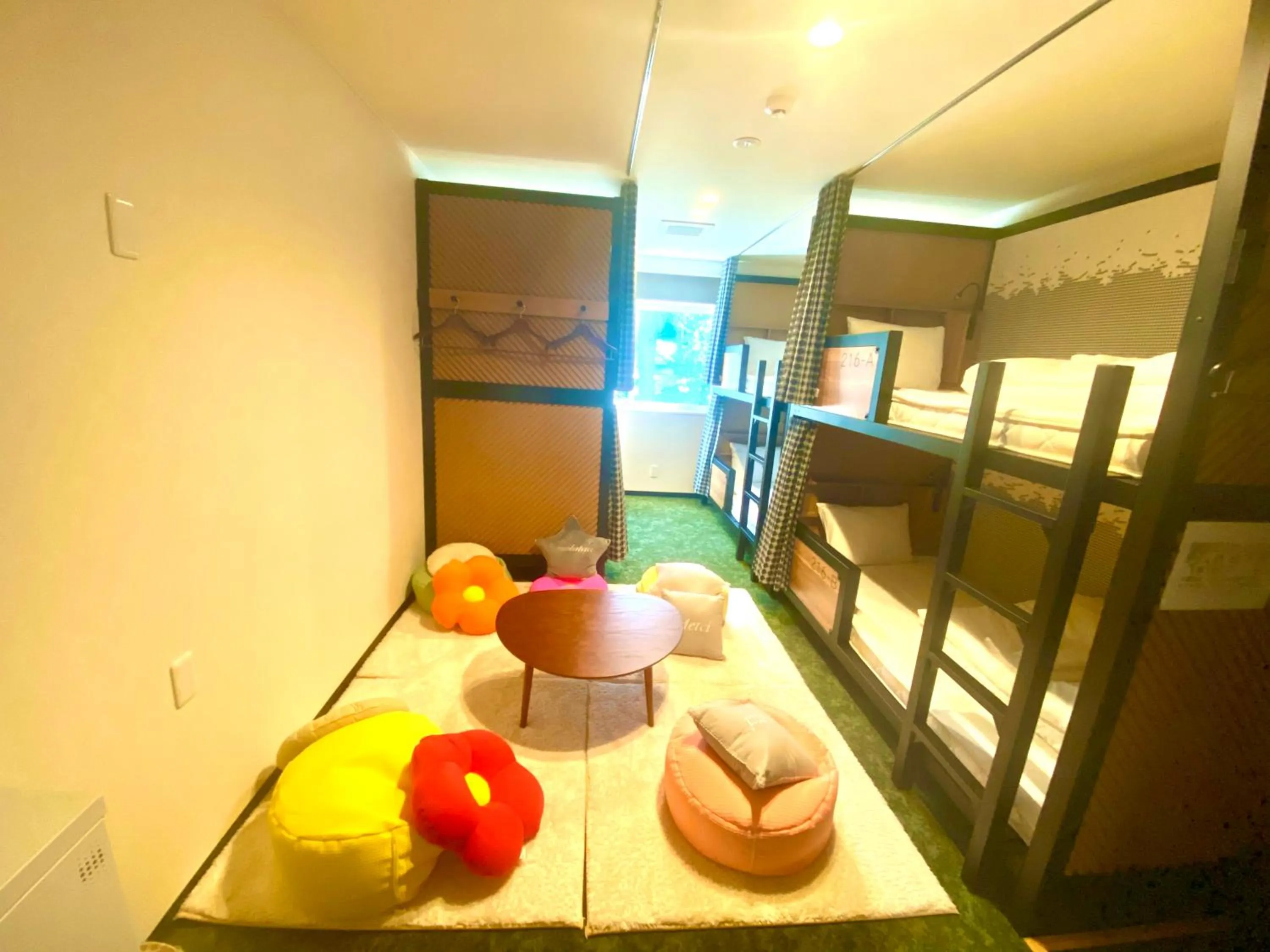 group of guests, Bed in Hatago COEDOYA