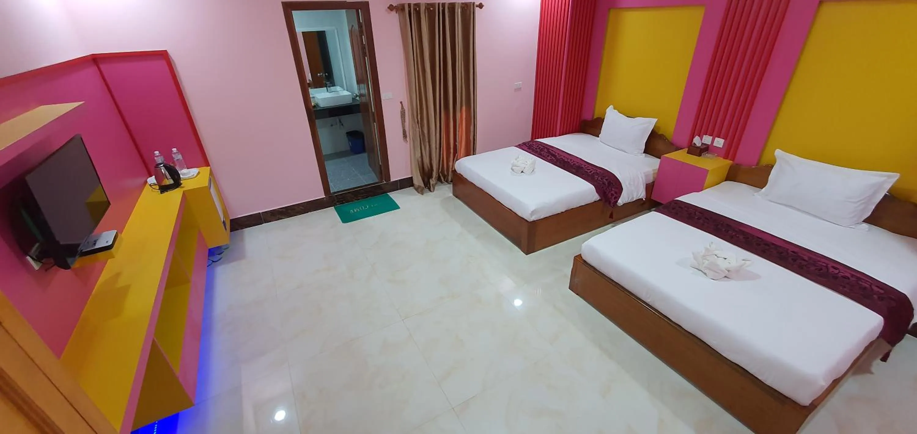 Bed in Pheng Chenda Hotel