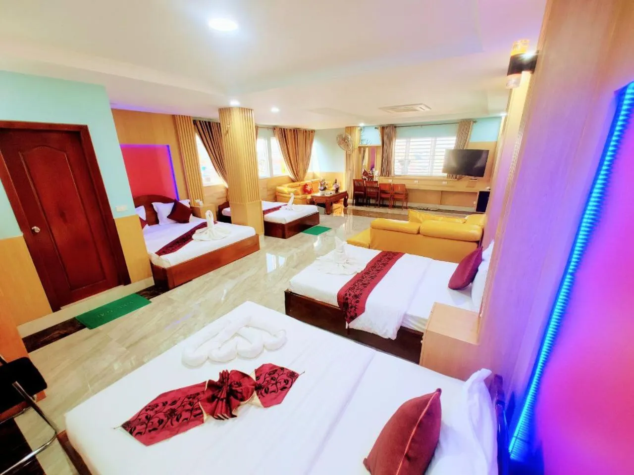 Bed in Pheng Chenda Hotel
