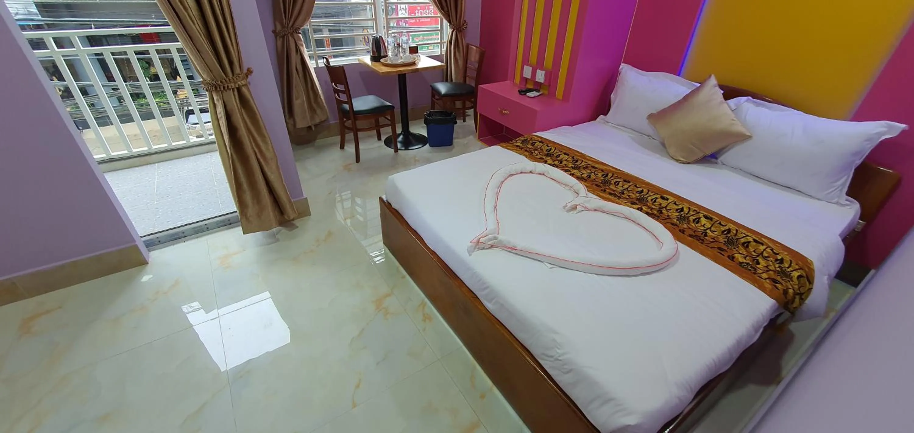 Bed in Pheng Chenda Hotel