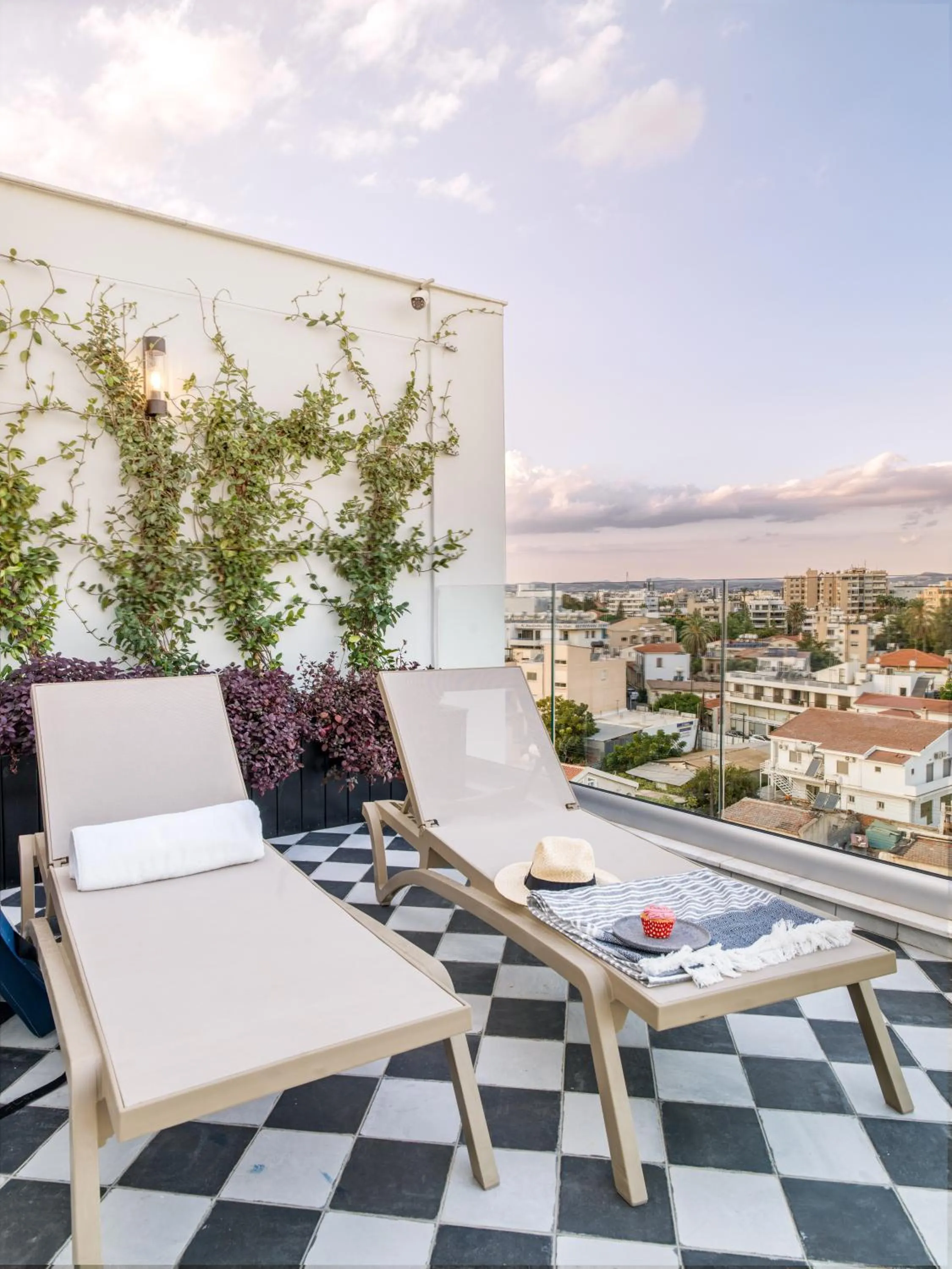 Patio in LIV URBAN Suites