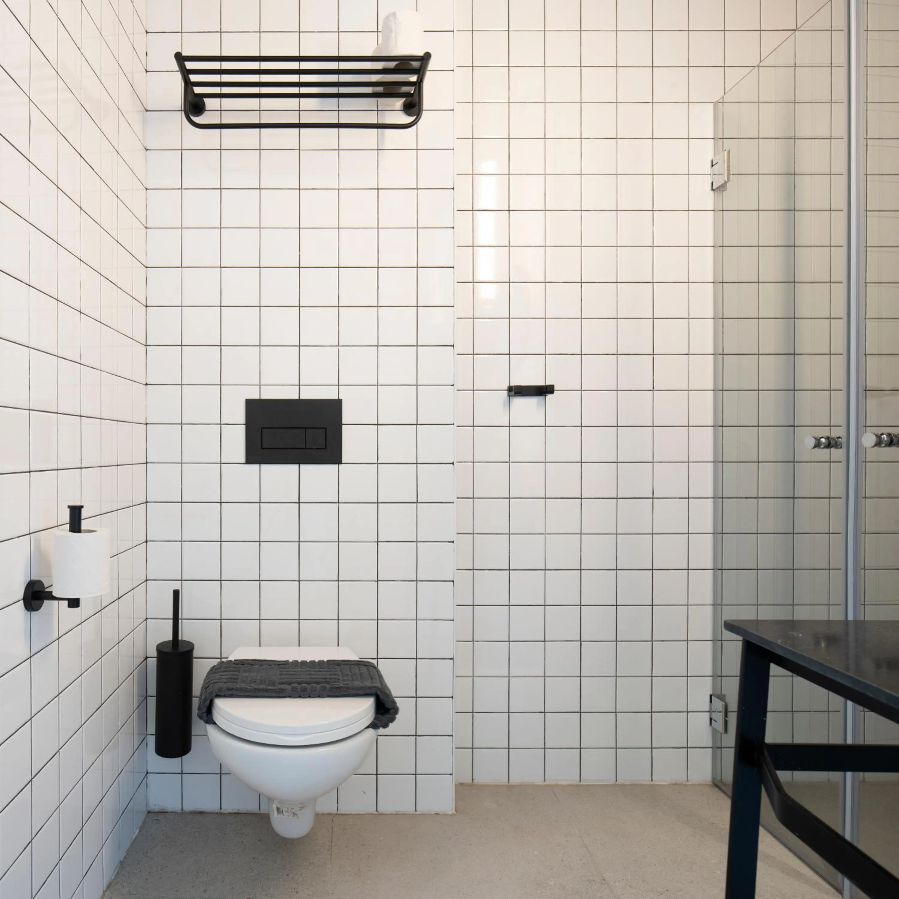 Bathroom in De' Mar Florentine By Peraia