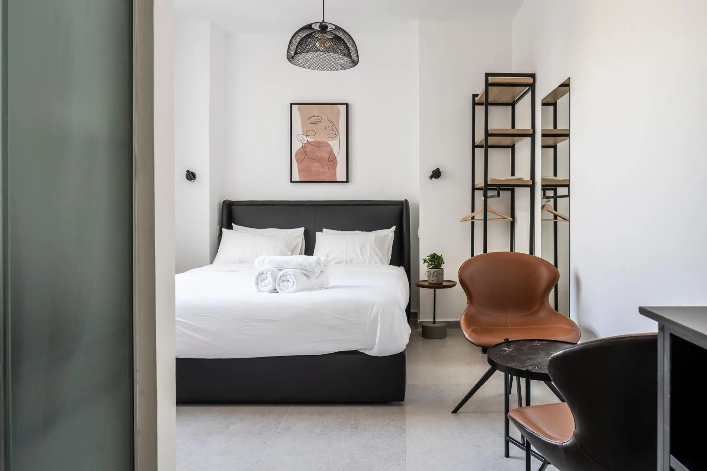 Bed in De' Mar Florentine By Peraia