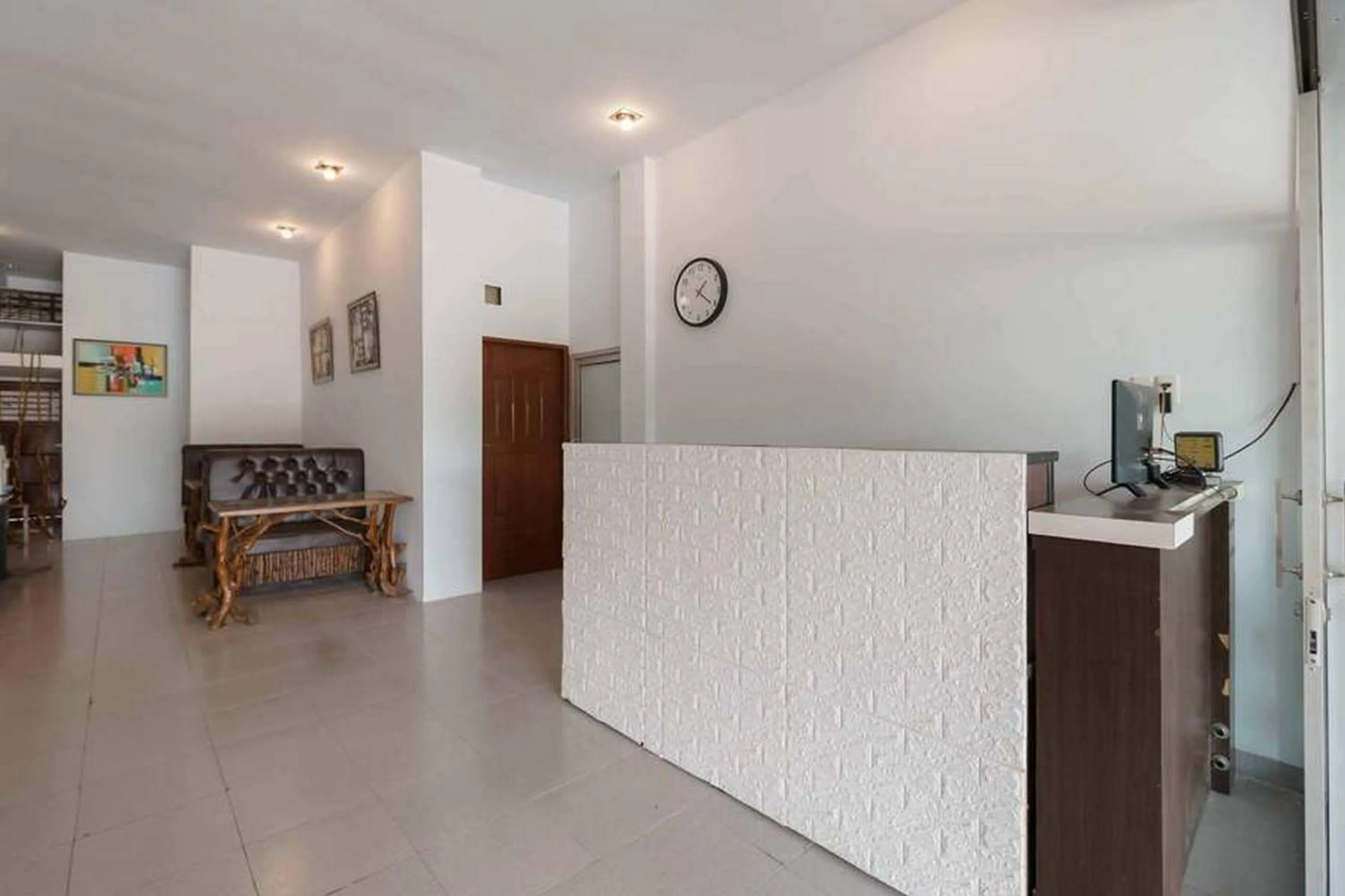 Lobby or reception in RedDoorz at Mutiara Residence Deli Serdang