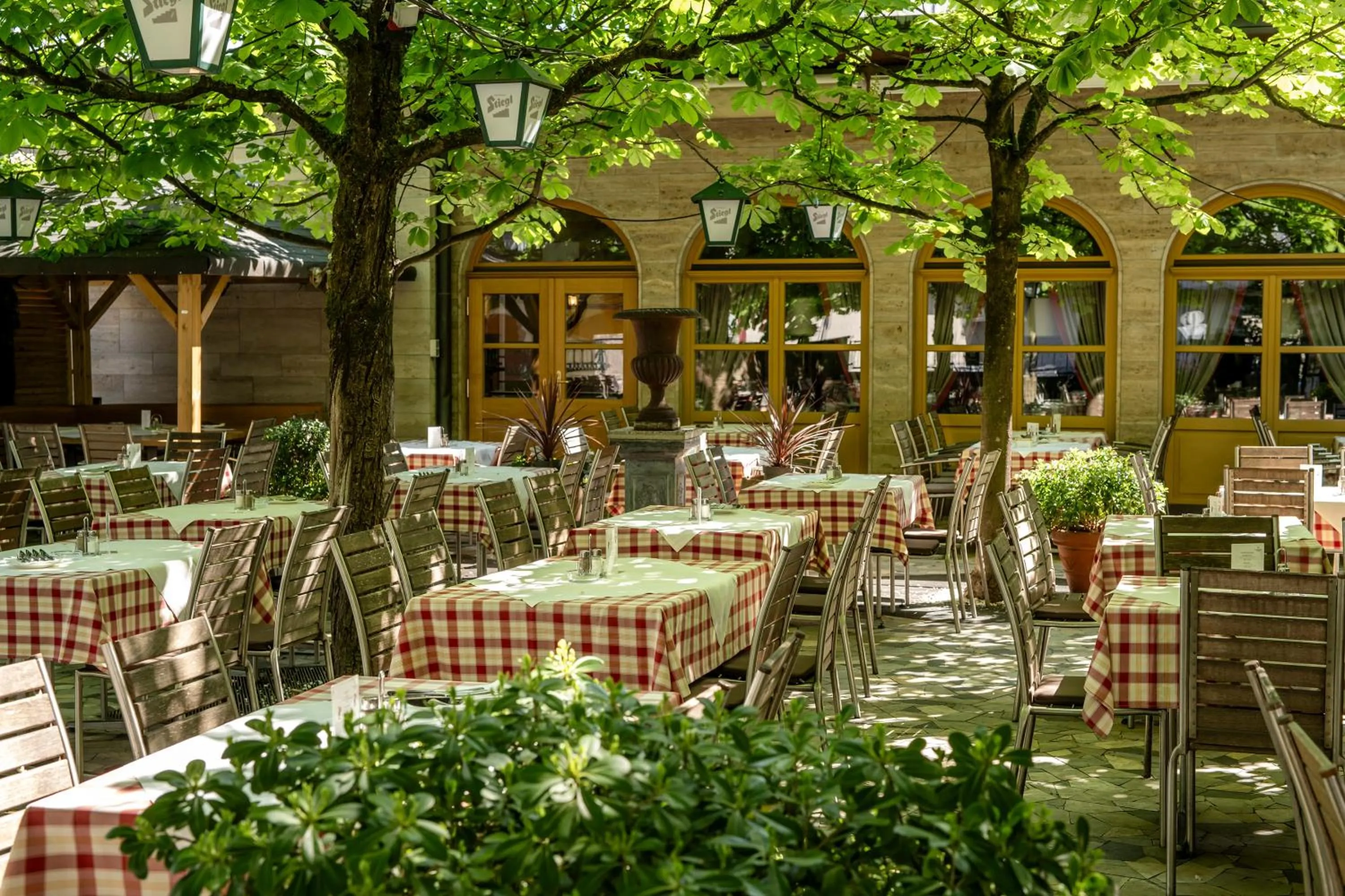 Restaurant/places to eat in Hotel IMLAUER & Bräu