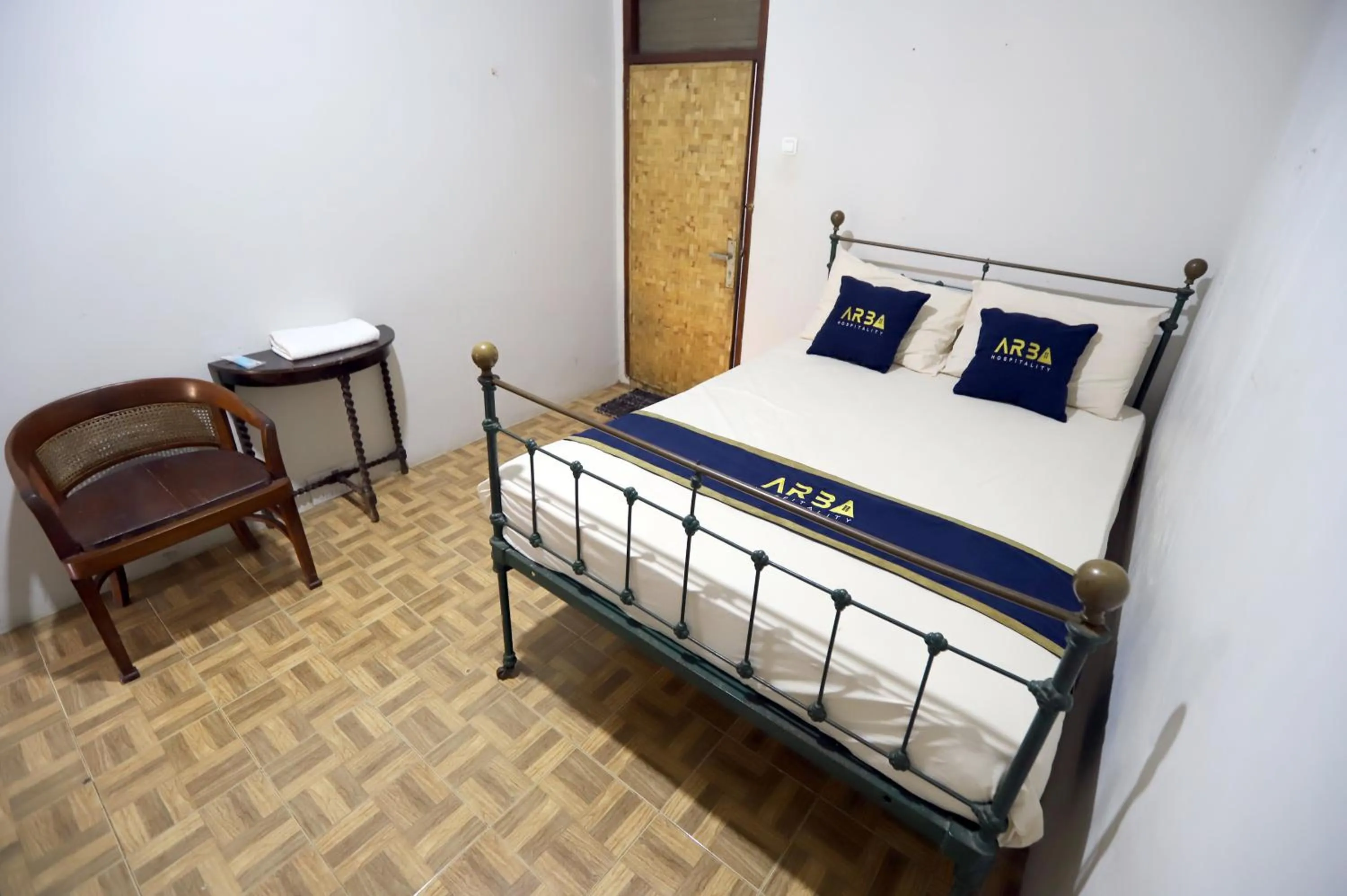 Bed in Katumbiri Resort