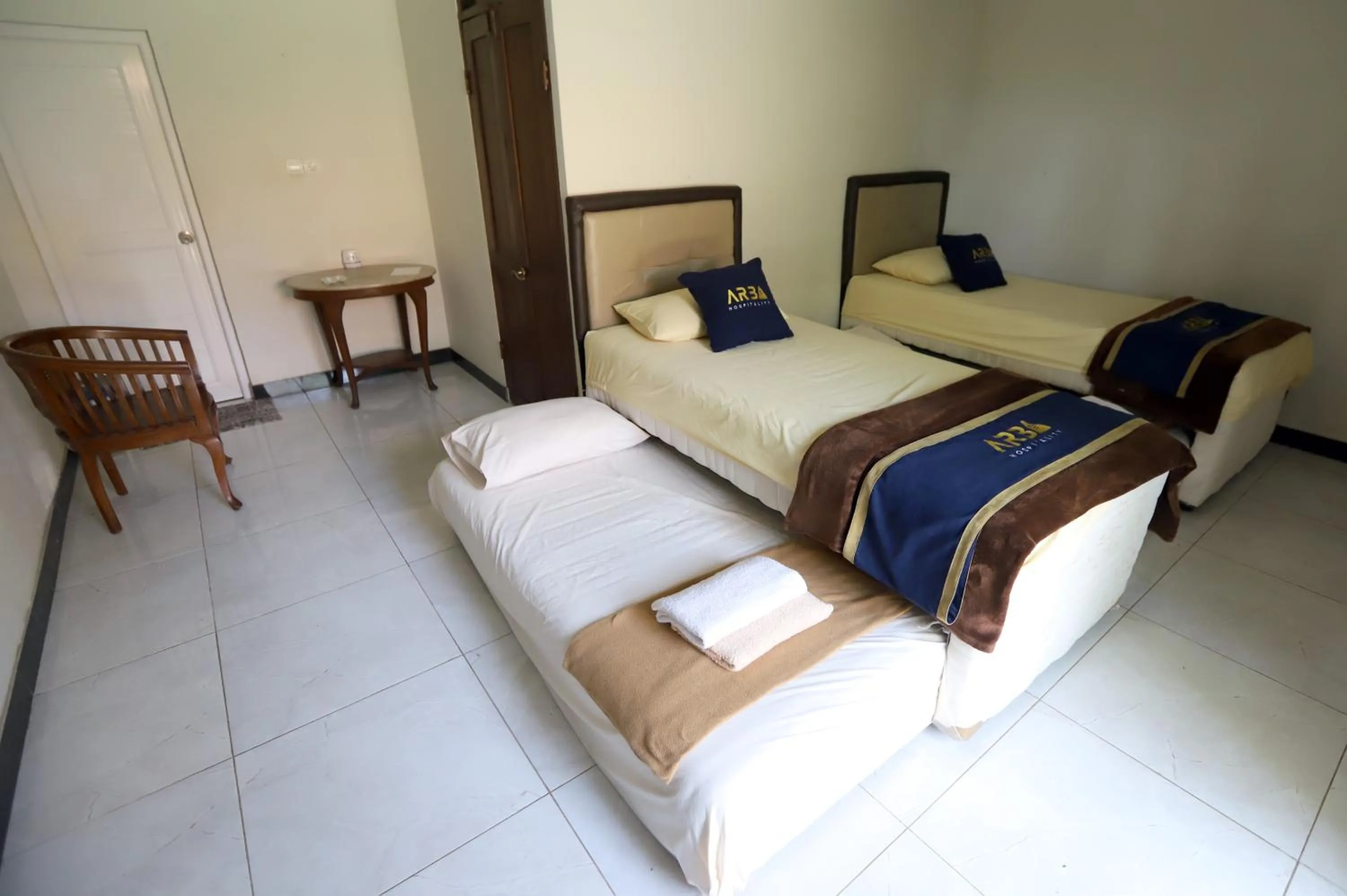 Bed in Katumbiri Resort