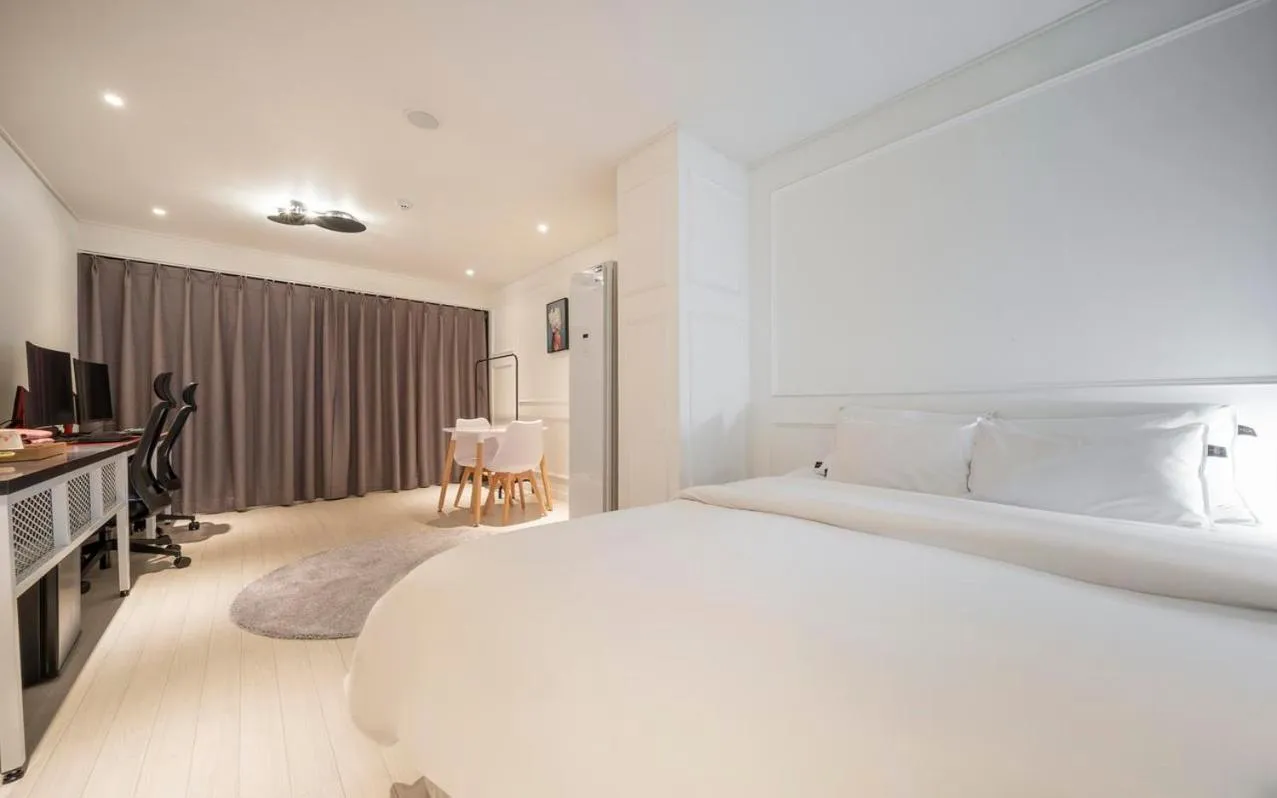 Bedroom in St. 179 Incheon Hotel