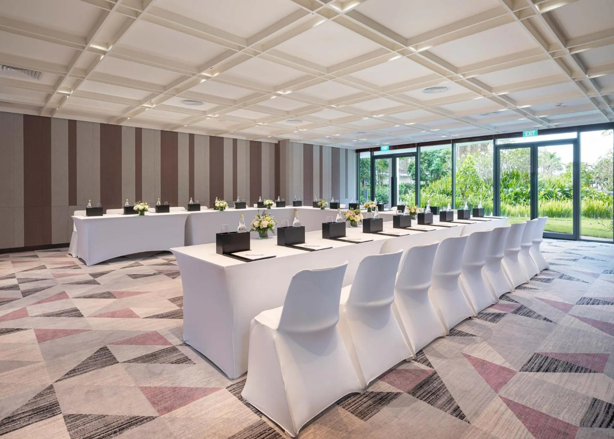 Meeting/conference room in Crowne Plaza Phu Quoc Starbay by IHG