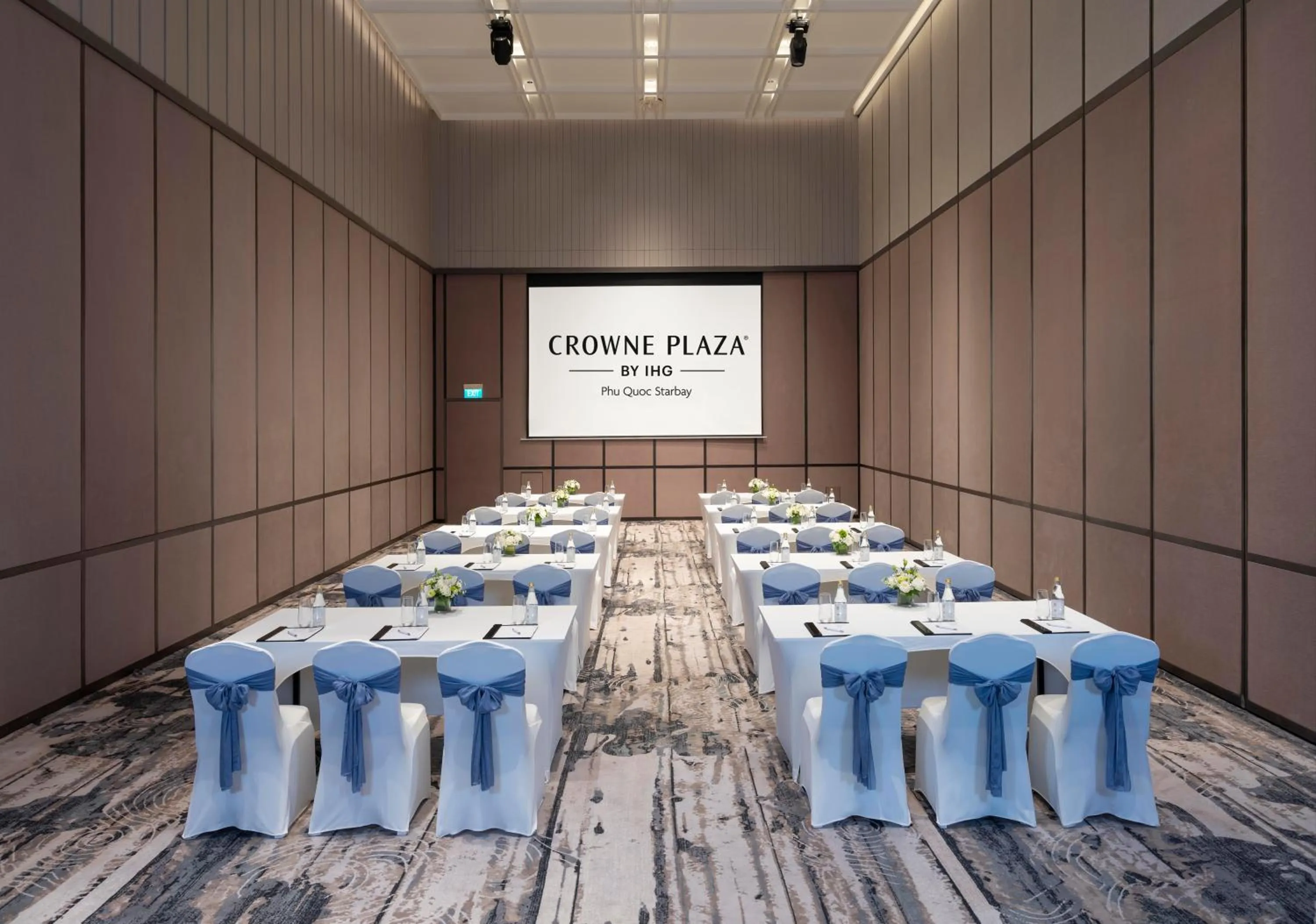 Meeting/conference room in Crowne Plaza Phu Quoc Starbay by IHG