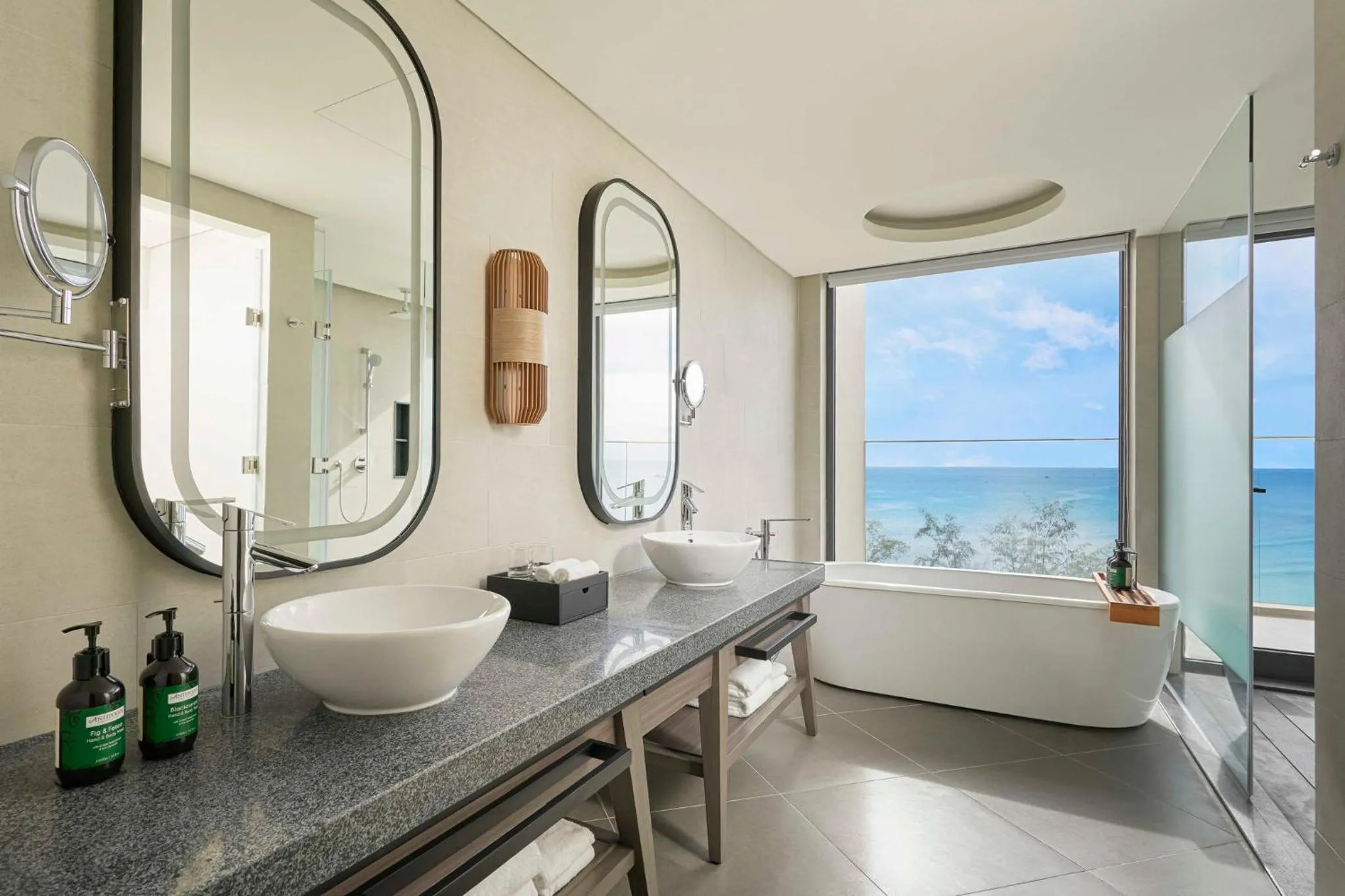 Bathroom in Crowne Plaza Phu Quoc Starbay by IHG