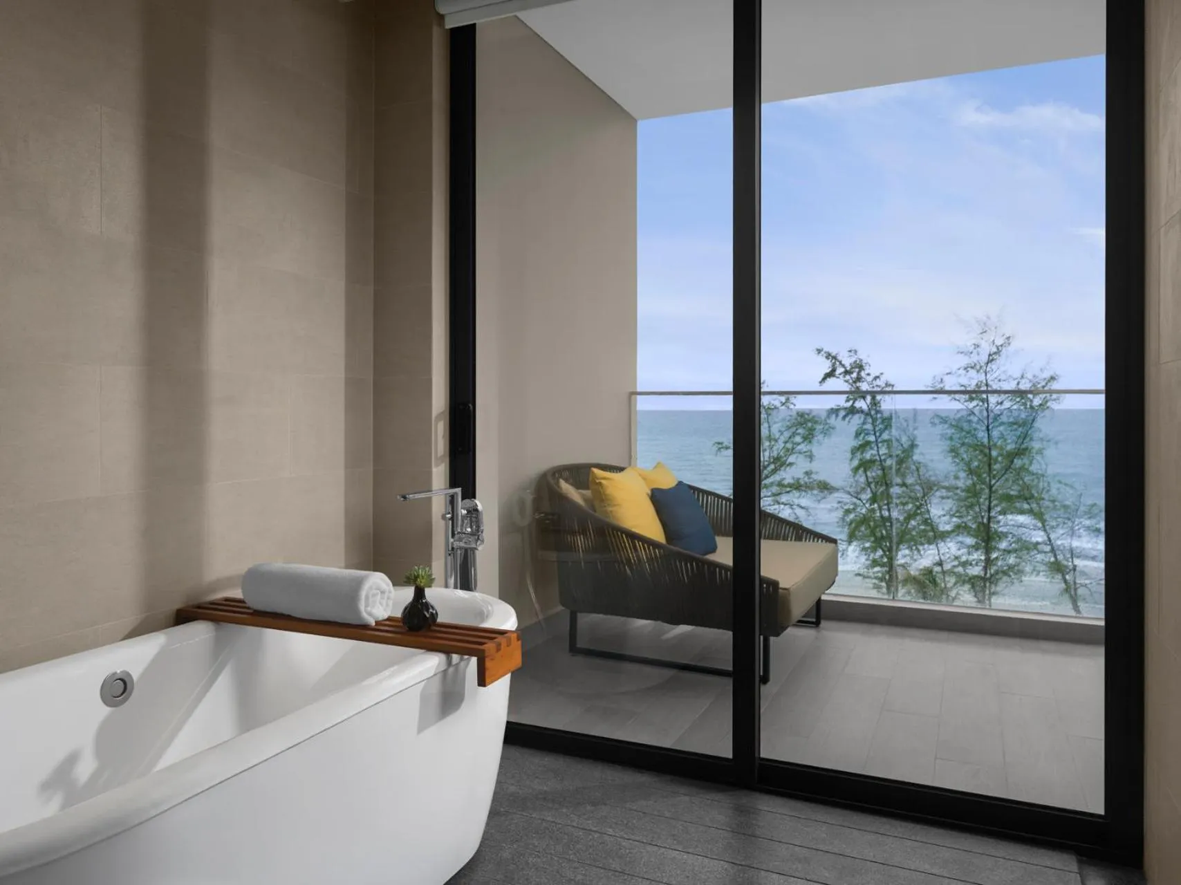 Bathroom in Crowne Plaza Phu Quoc Starbay by IHG