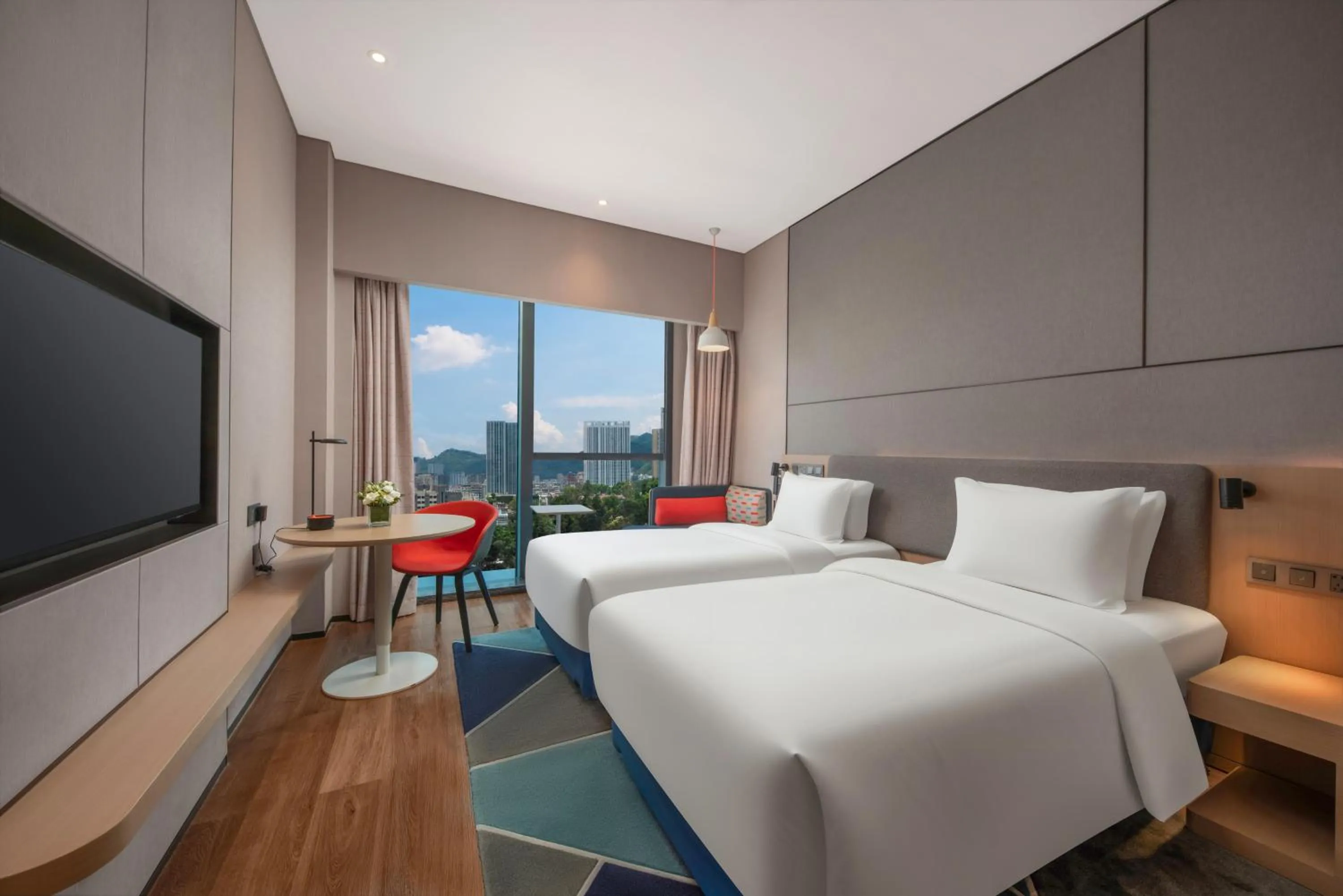 Bedroom, Bed in Holiday Inn Express Shenzhen Longhua by IHG
