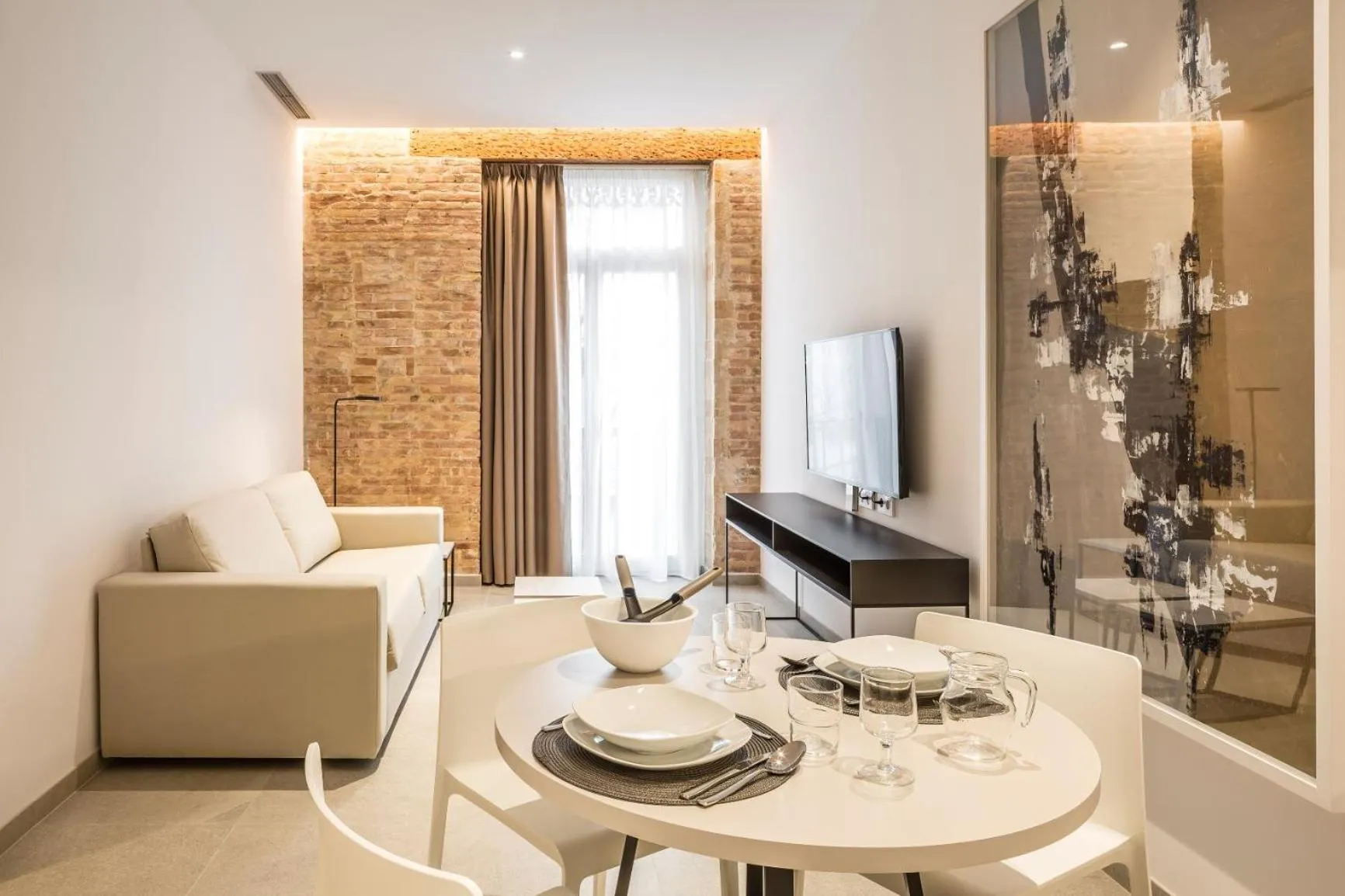 TV and multimedia in Mon Suites Benlliure