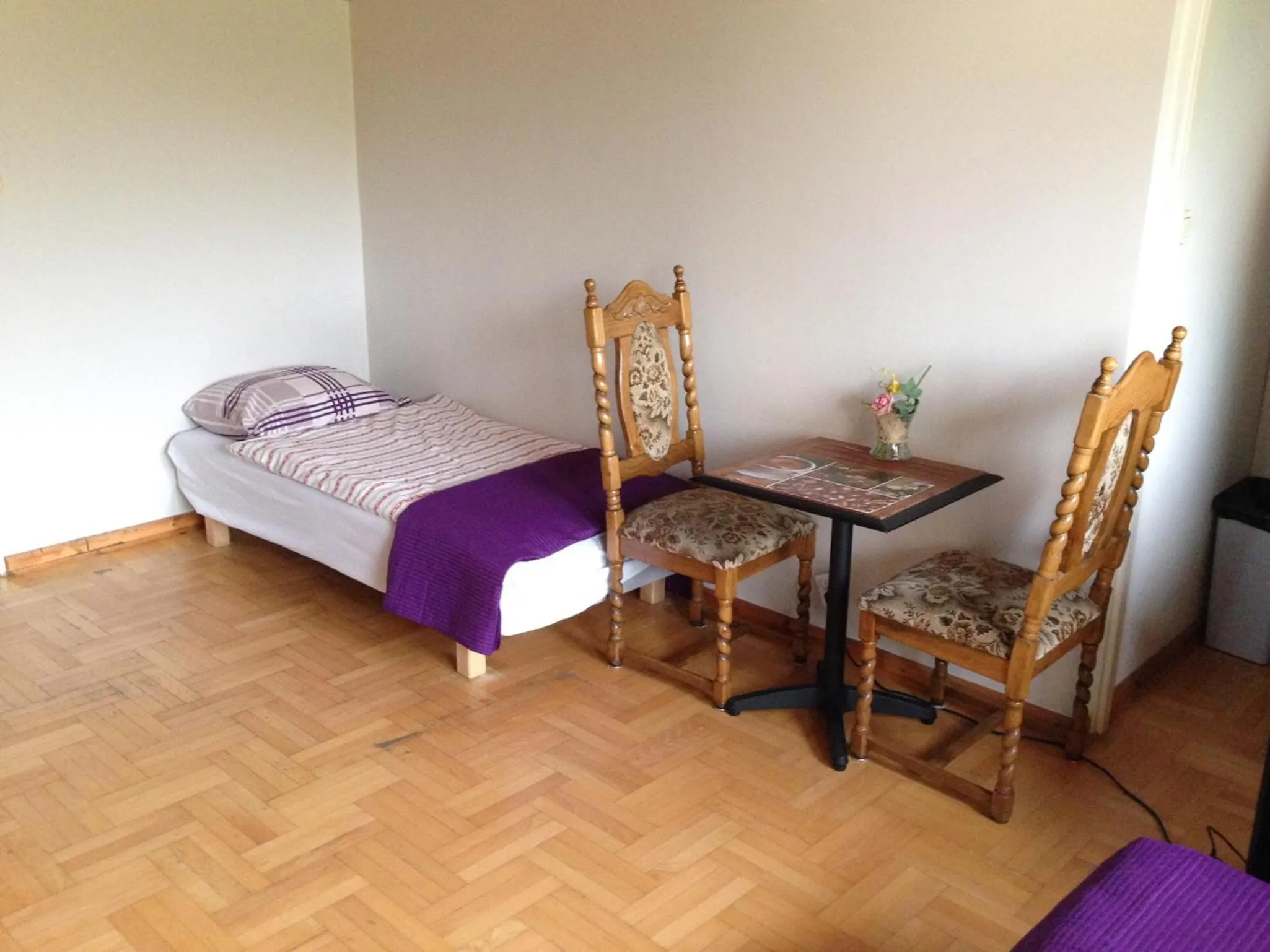 Photo of the whole room, Bed in Green Country Hostel