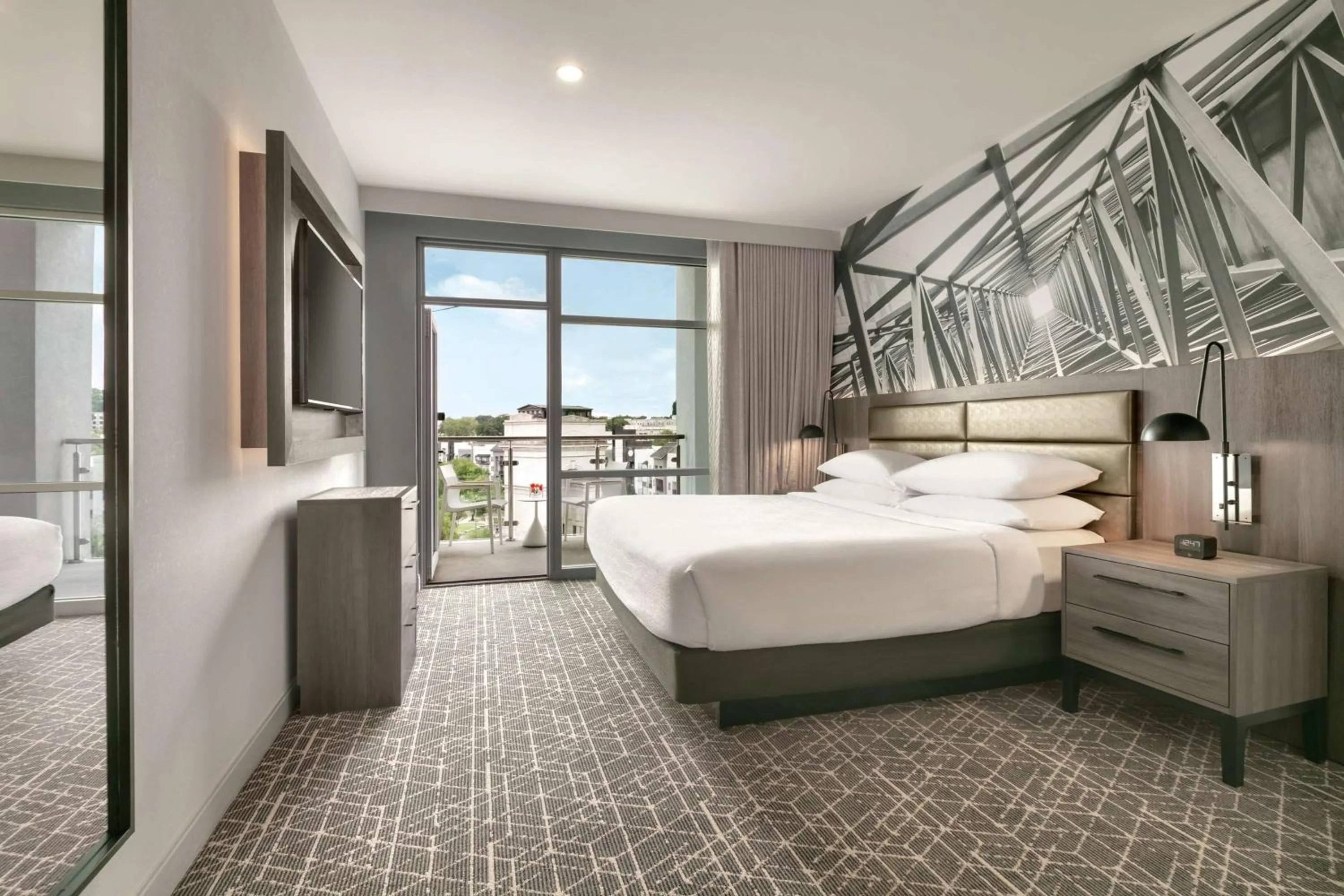 Bedroom, Bed in Embassy Suites by Hilton Atlanta Midtown